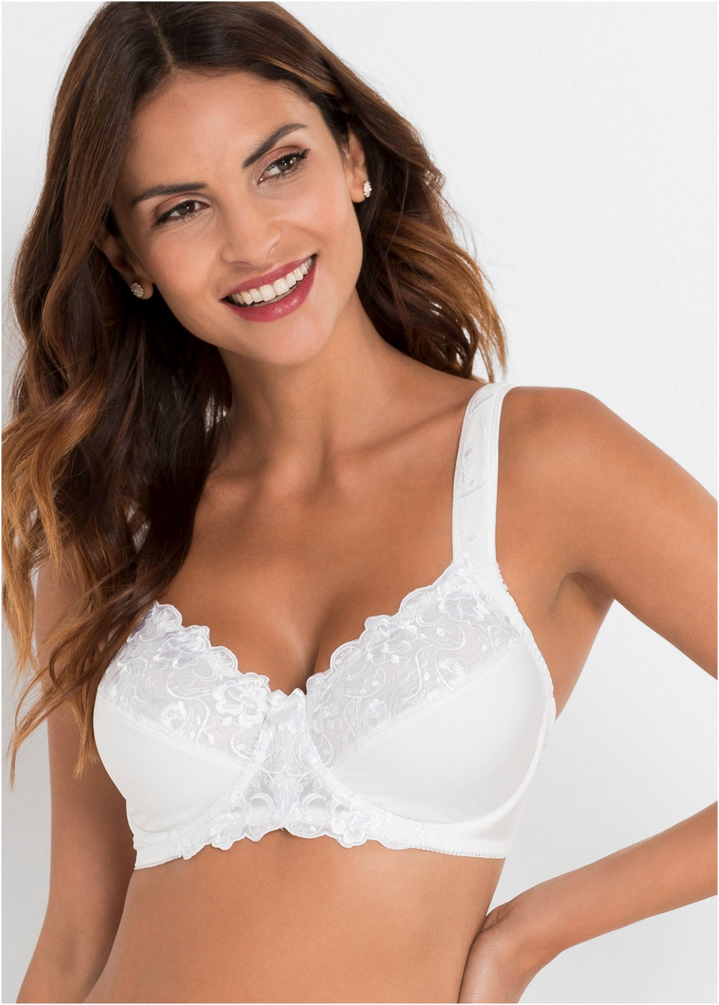 bonprix Minimizer-BH »Minimizer-BH mit gepolsterten Trägern« Minimizer-BH mit gepolsterten Trägern