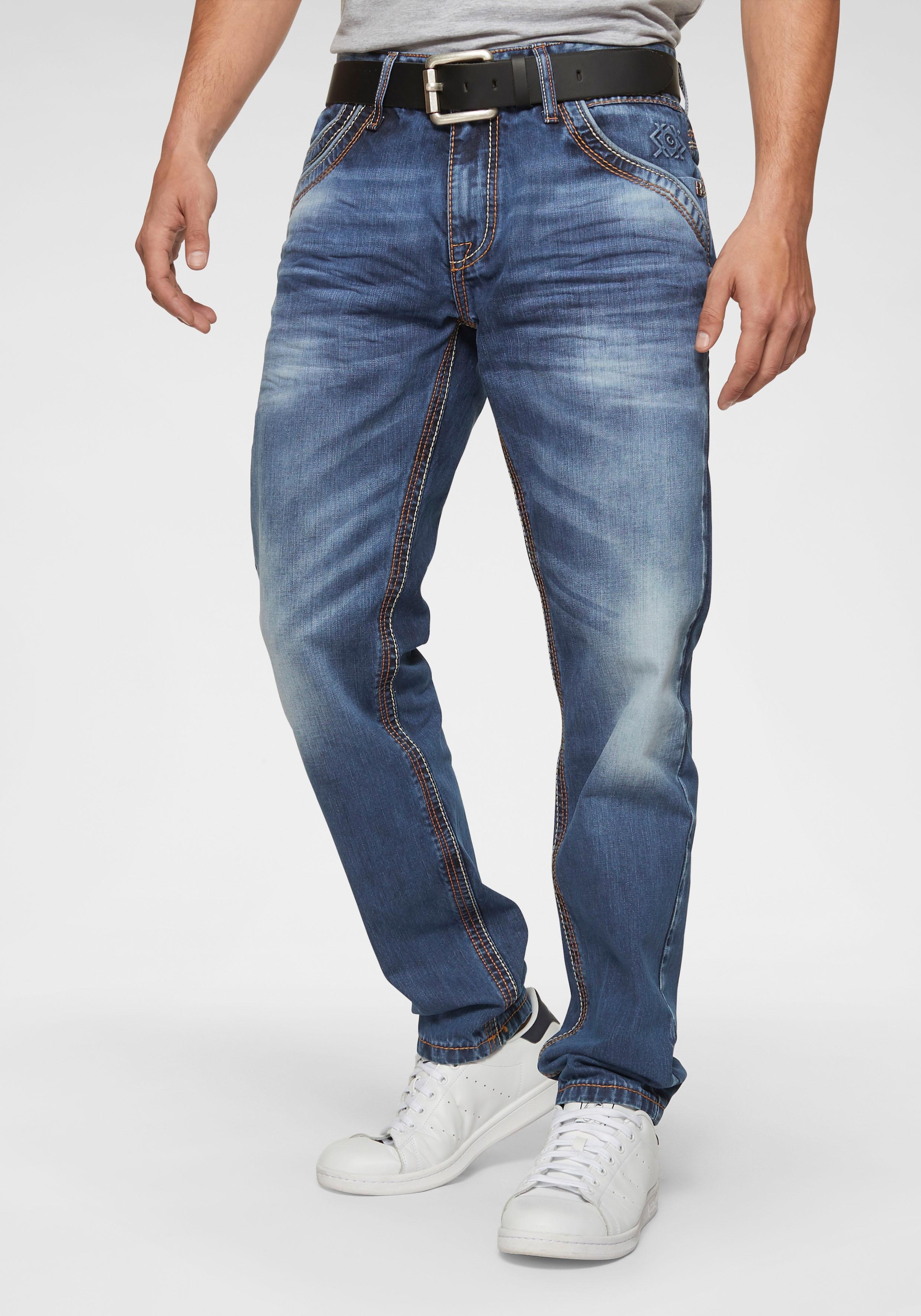 Cipo Baxx Loose fit Jeans online kaufen Jelmoli Versand