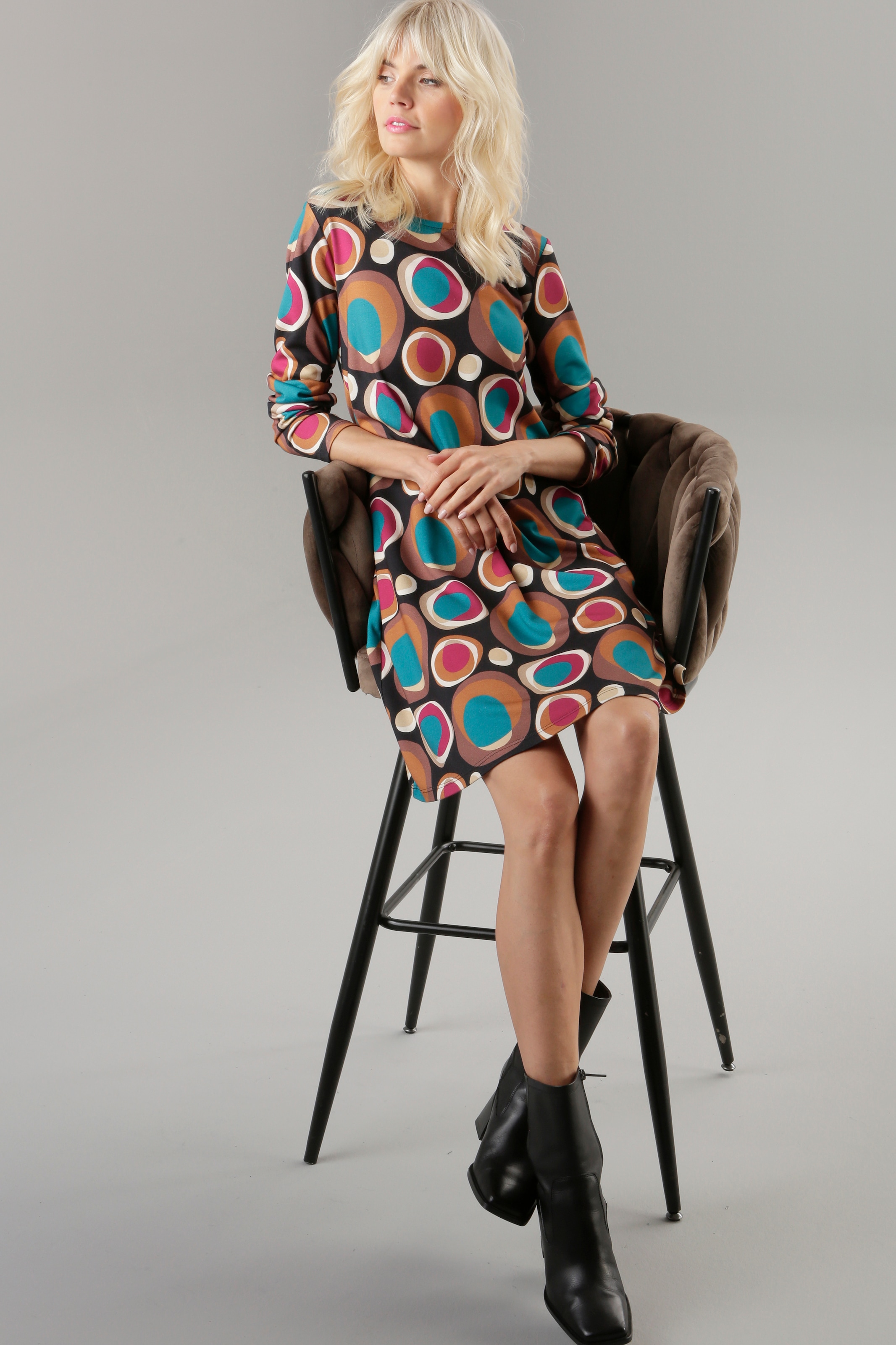 Aniston SELECTED online leichter shoppen Jerseykleid, Jelmoli-Versand in | A-Linien-Form