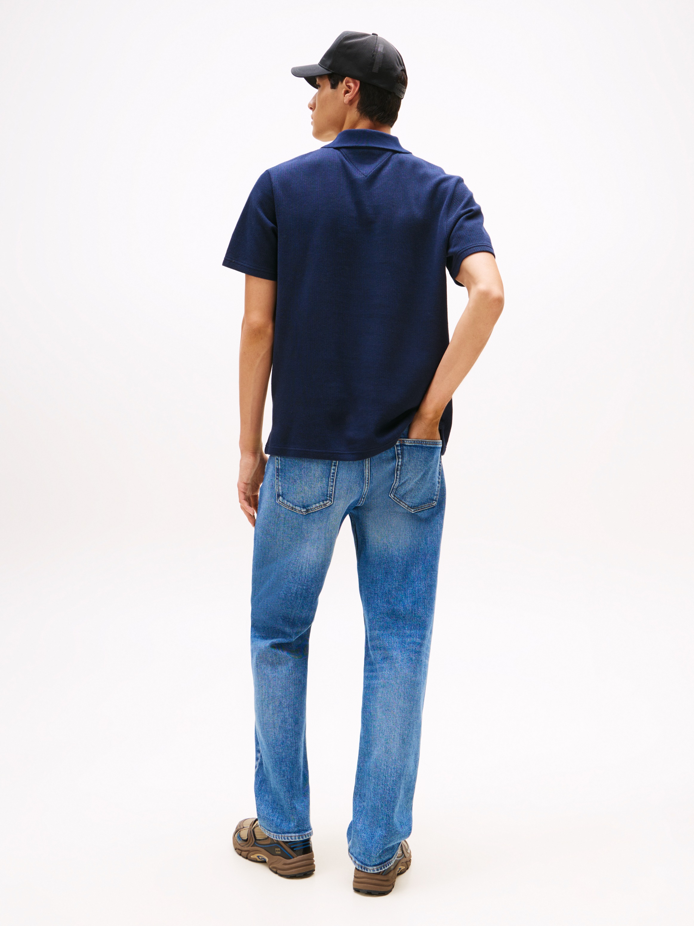 Tommy Jeans Poloshirt »TJM WAFFLE SCRIPT«, regular fit, mit Struktur, Polokragen