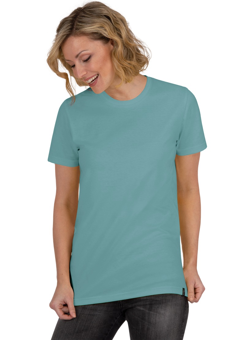 Trigema T-Shirt »TRIGEMA Slim Fit T-Shirt aus DELUXE Baumwolle« 1 Stk.