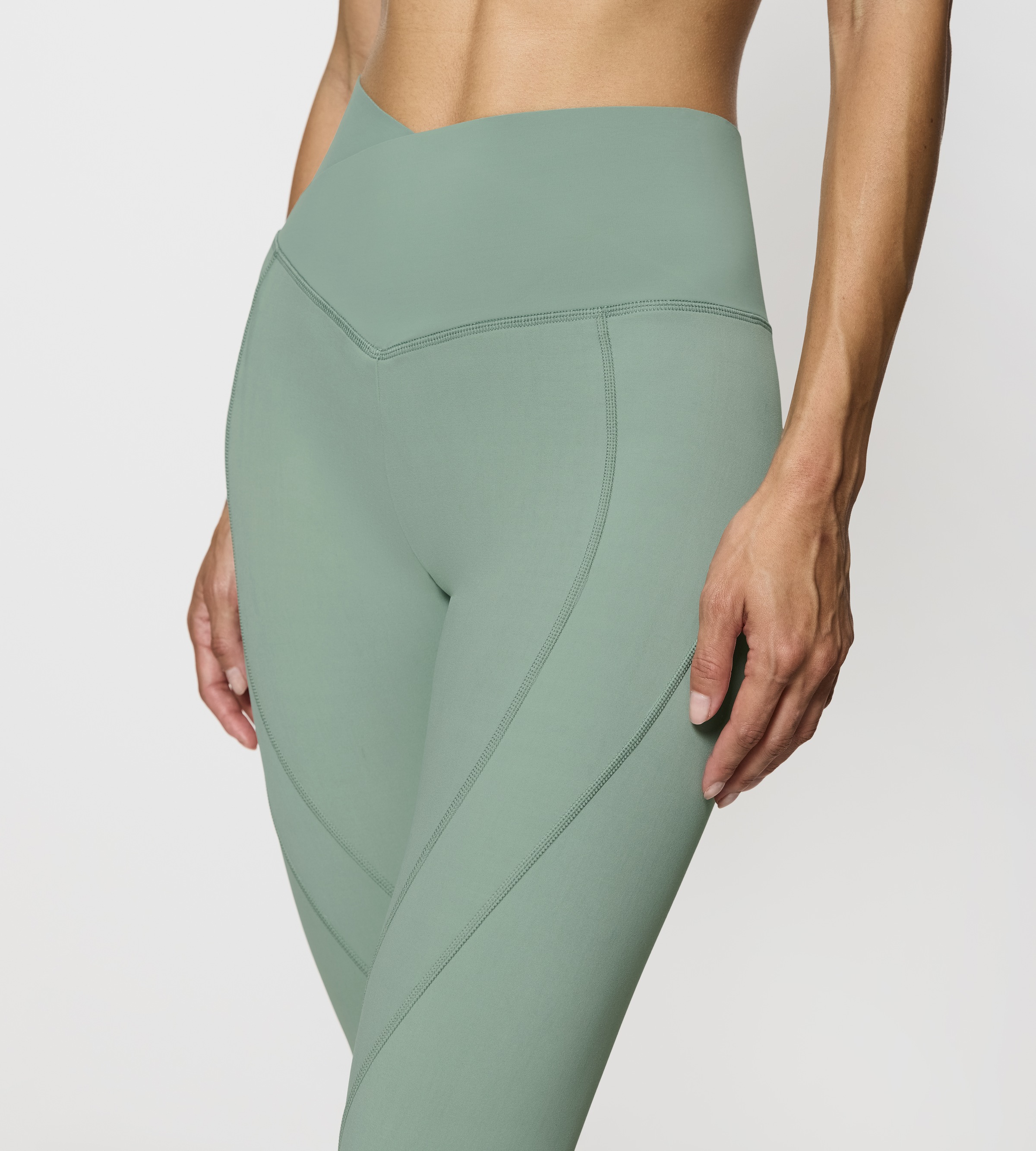 triaction by Triumph Sporthose »Cardio RTW High-Rise Leggings«, atmungsaktiv