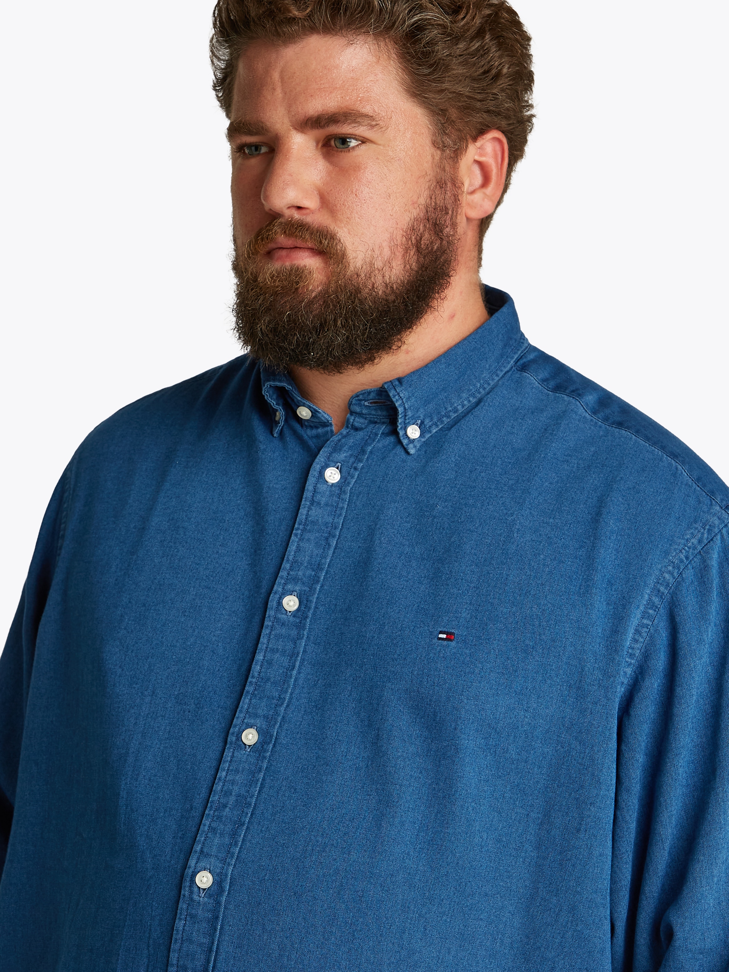 Tommy Hilfiger Big & Tall Jeanshemd »BT-CHAMBRAY SHIRT-B«, in Grossen Grössen, Mit Logostickerei