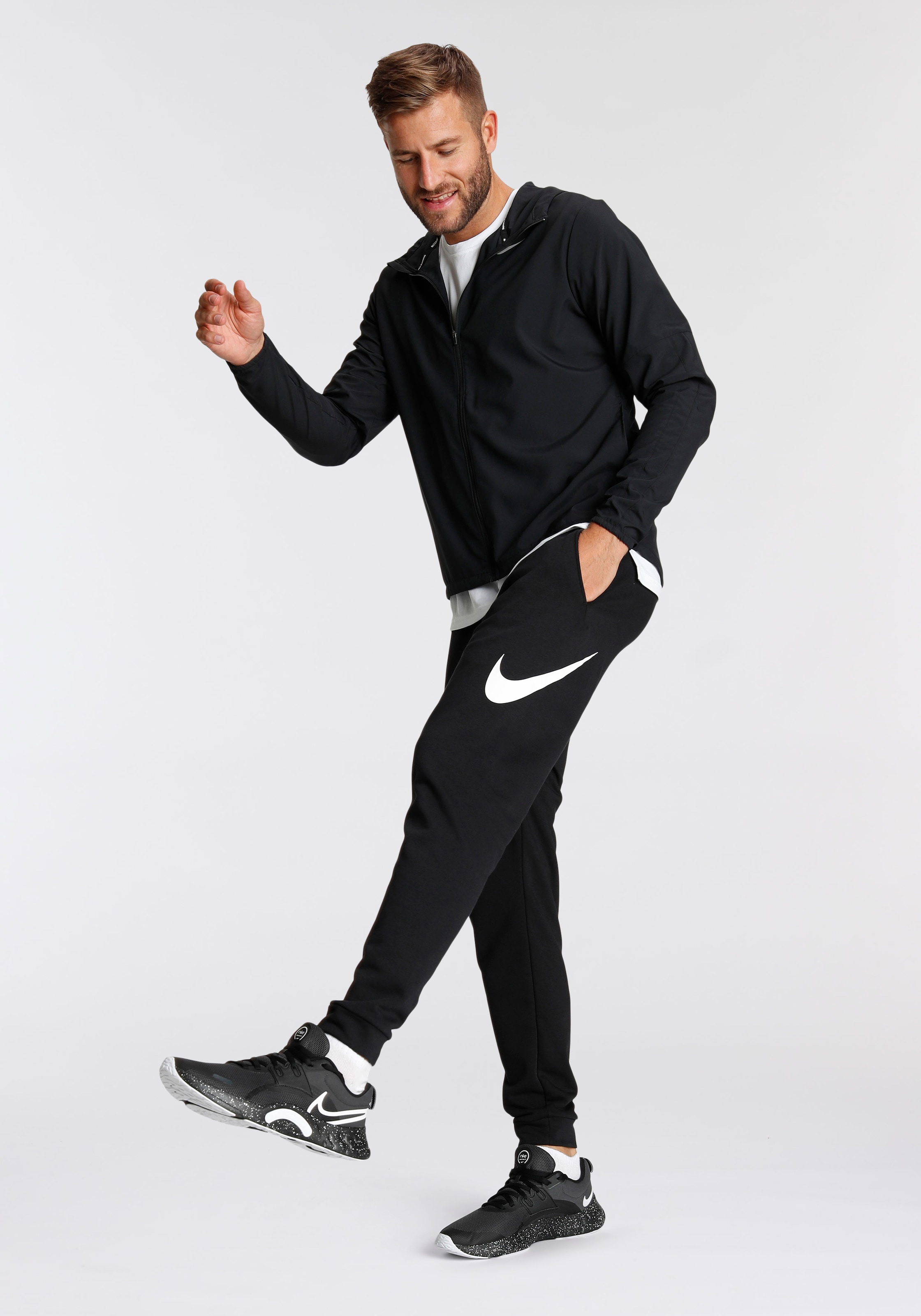 Nike Kapuzensweatjacke »DRI-FIT MEN'S FULL-ZIP TRAINING HOODIE«