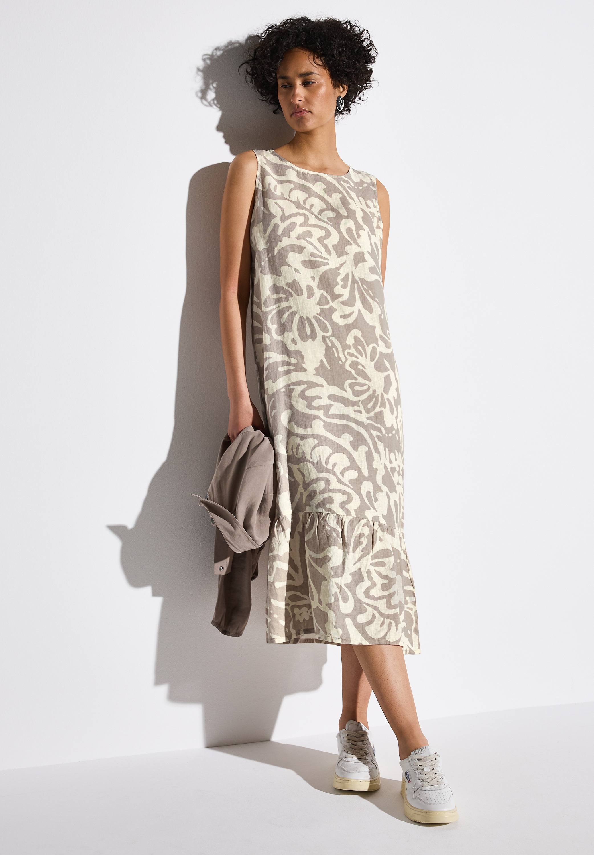 STREET ONE Volantkleid, Sommerkleid gemustert und ärmellos aus reinem Leinen