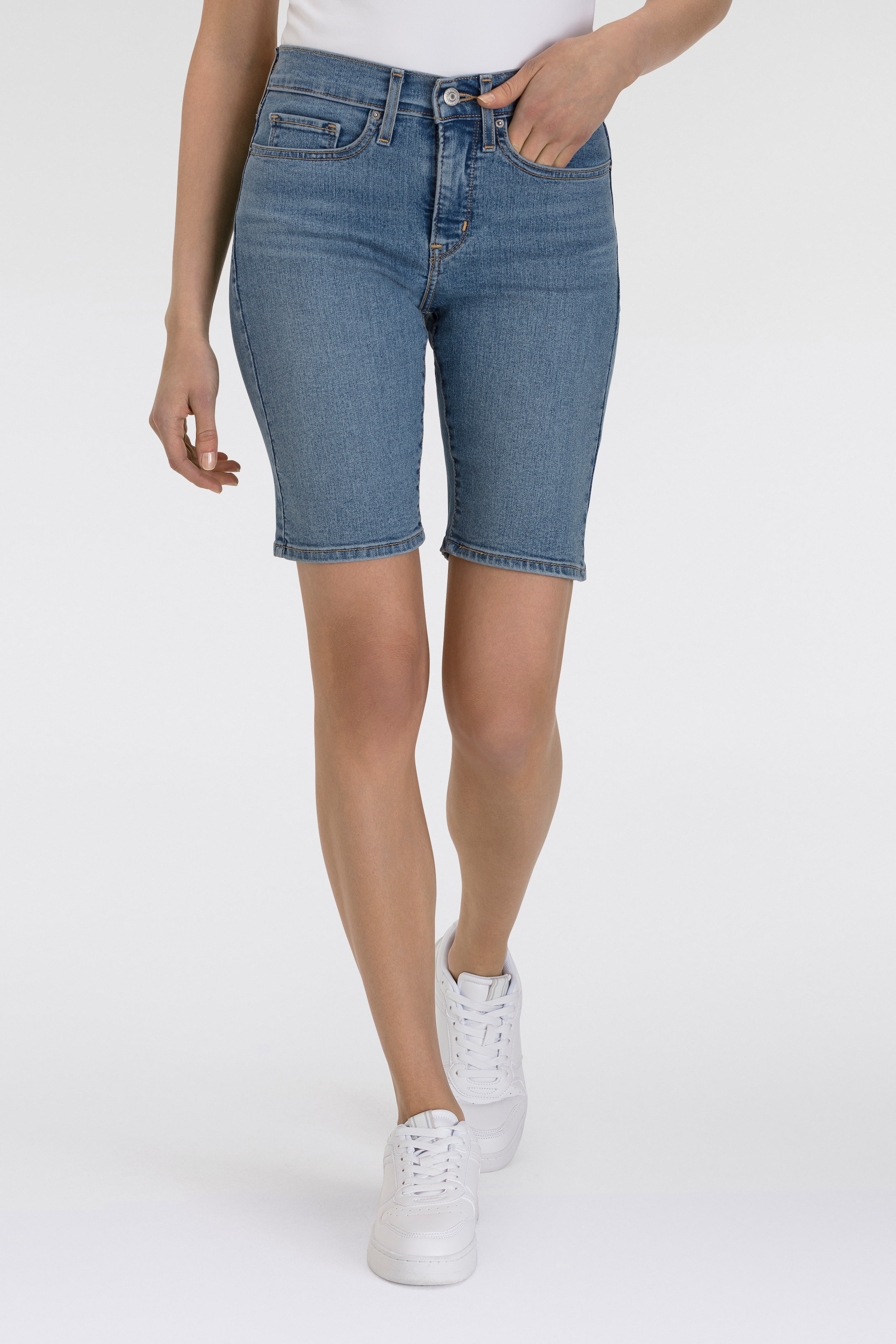 Levi's® Shorts »SHAPING BERMUDA« Sommerhose im Five-Pocket Style