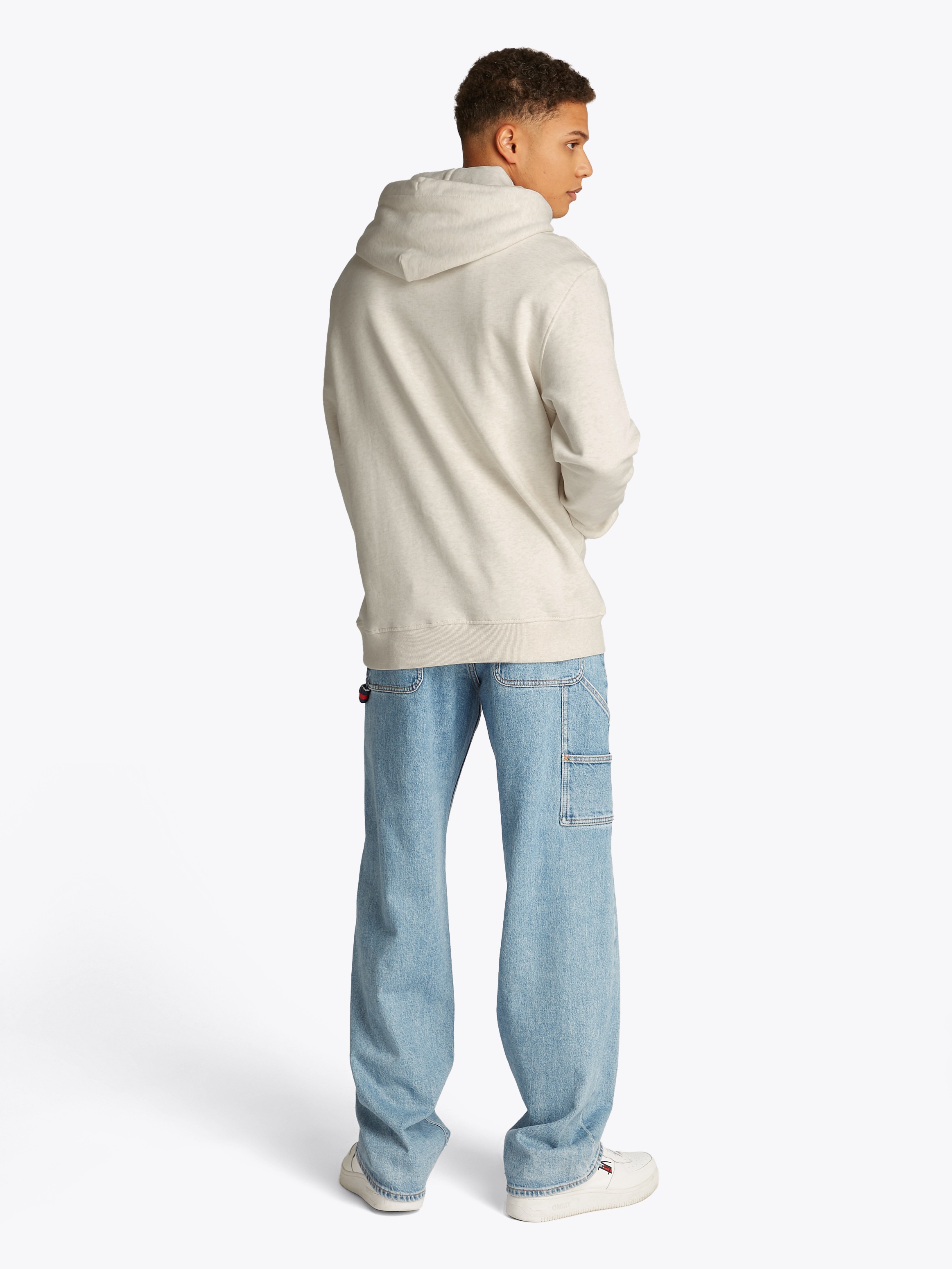 Tommy Jeans Hoodie »TJM REG LINEAR LOGO HOODIE EXT«, mit Logo-Stickerei