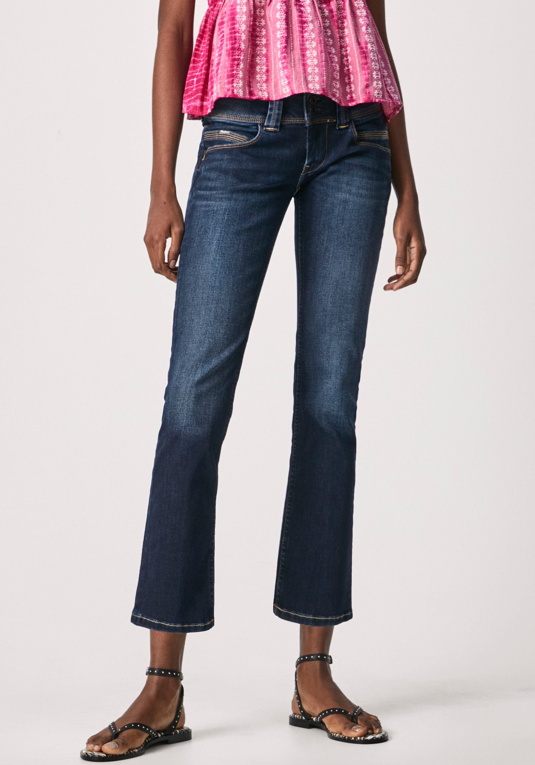 Pepe Jeans Straight-Jeans »VENUS«, mit Badge