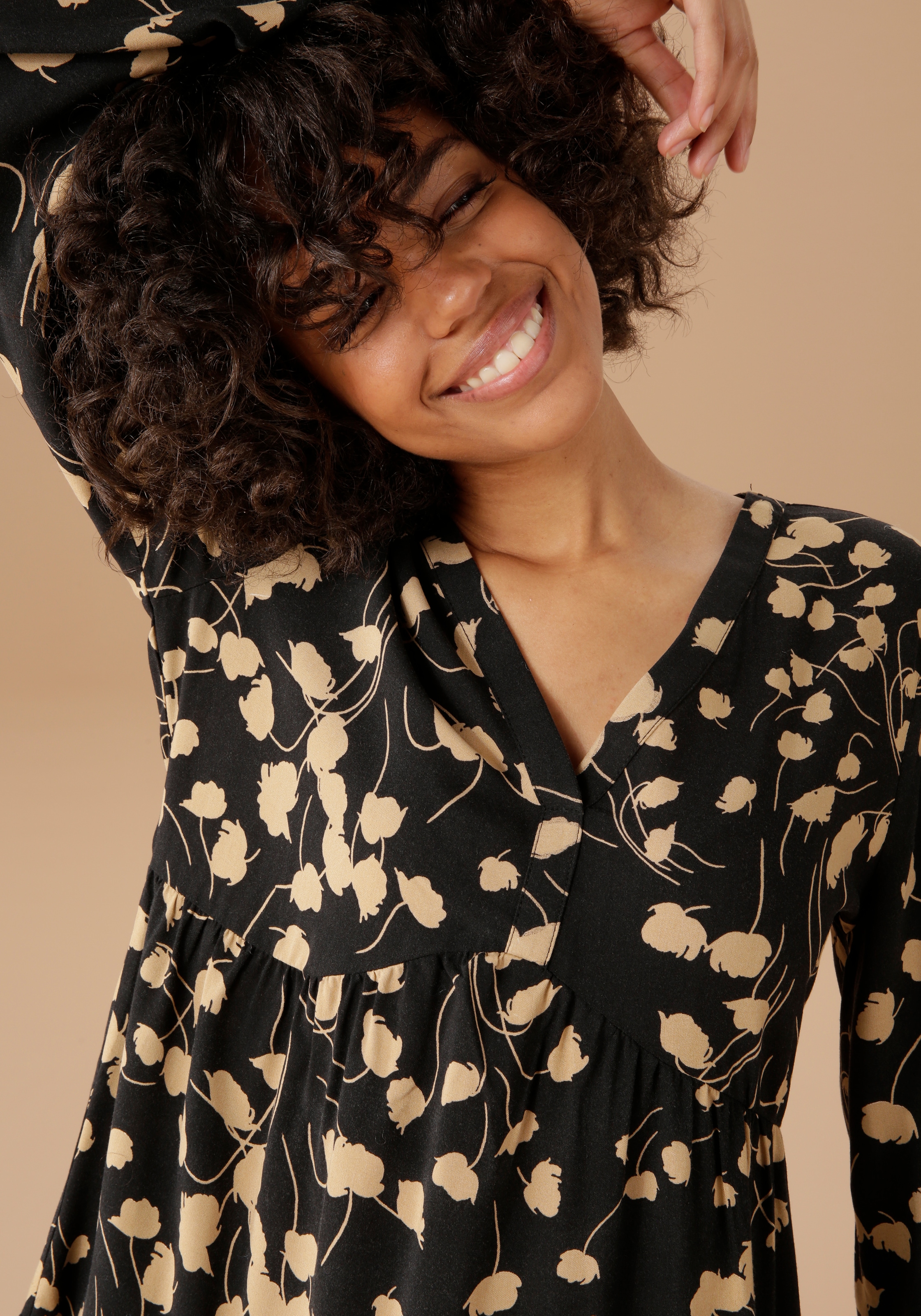 Aniston CASUAL Blusenkleid, mit graphischem online Blumendruck | kaufen Jelmoli-Versand