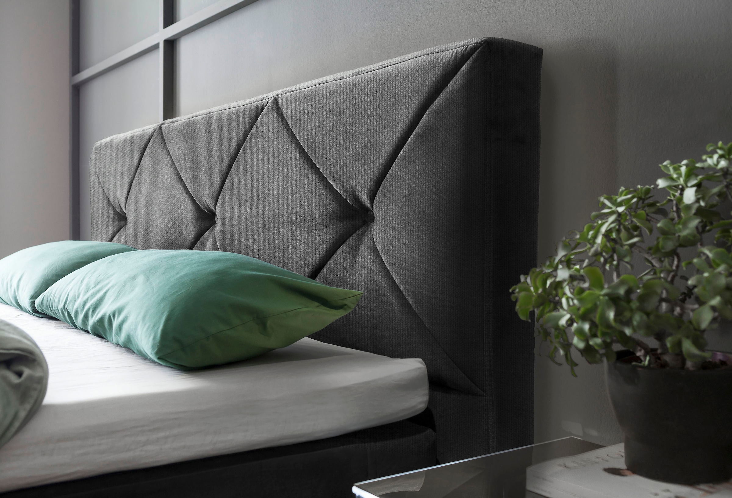 Musterring Boxspringbett »Dubai«, Kufe in Chrom, 3 Härtegrade, Kopfteil mit Knopfheftung