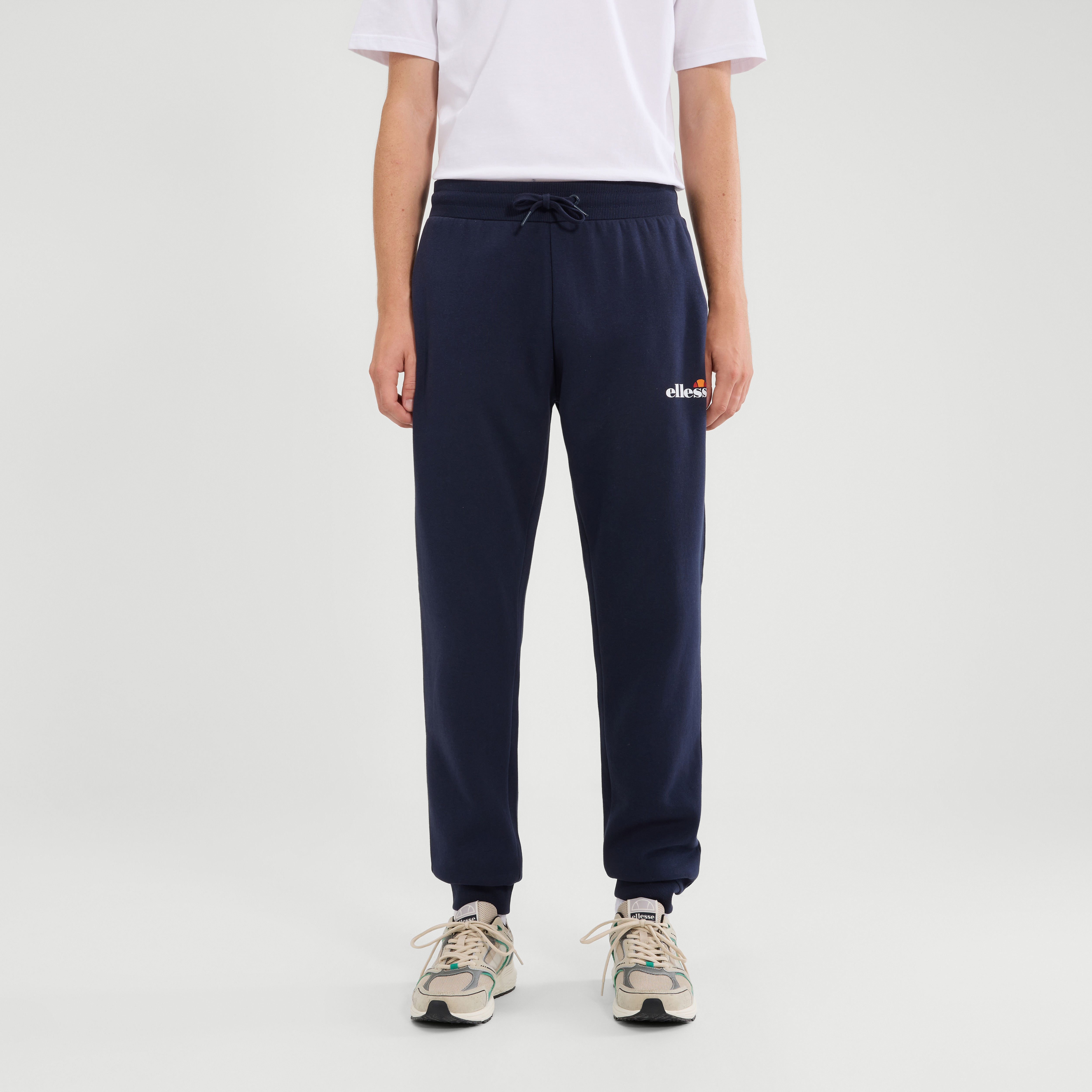 Ellesse Jogginghose "CRAVO 2 JOG PANT" sportlicher Stil, für sportliche Aktivitäten und Alltag