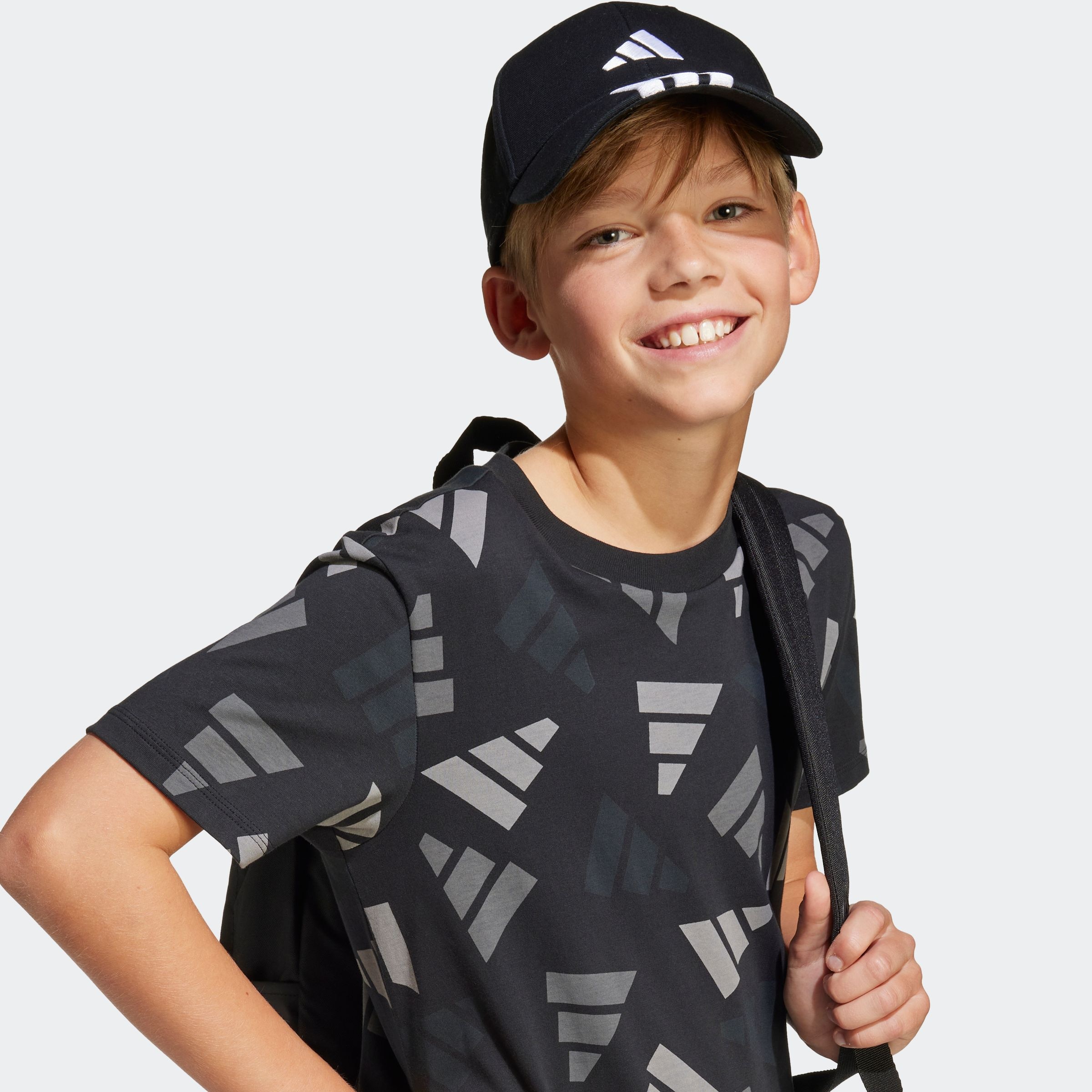 adidas Sportswear T-Shirt »J CLBRTN TEE«