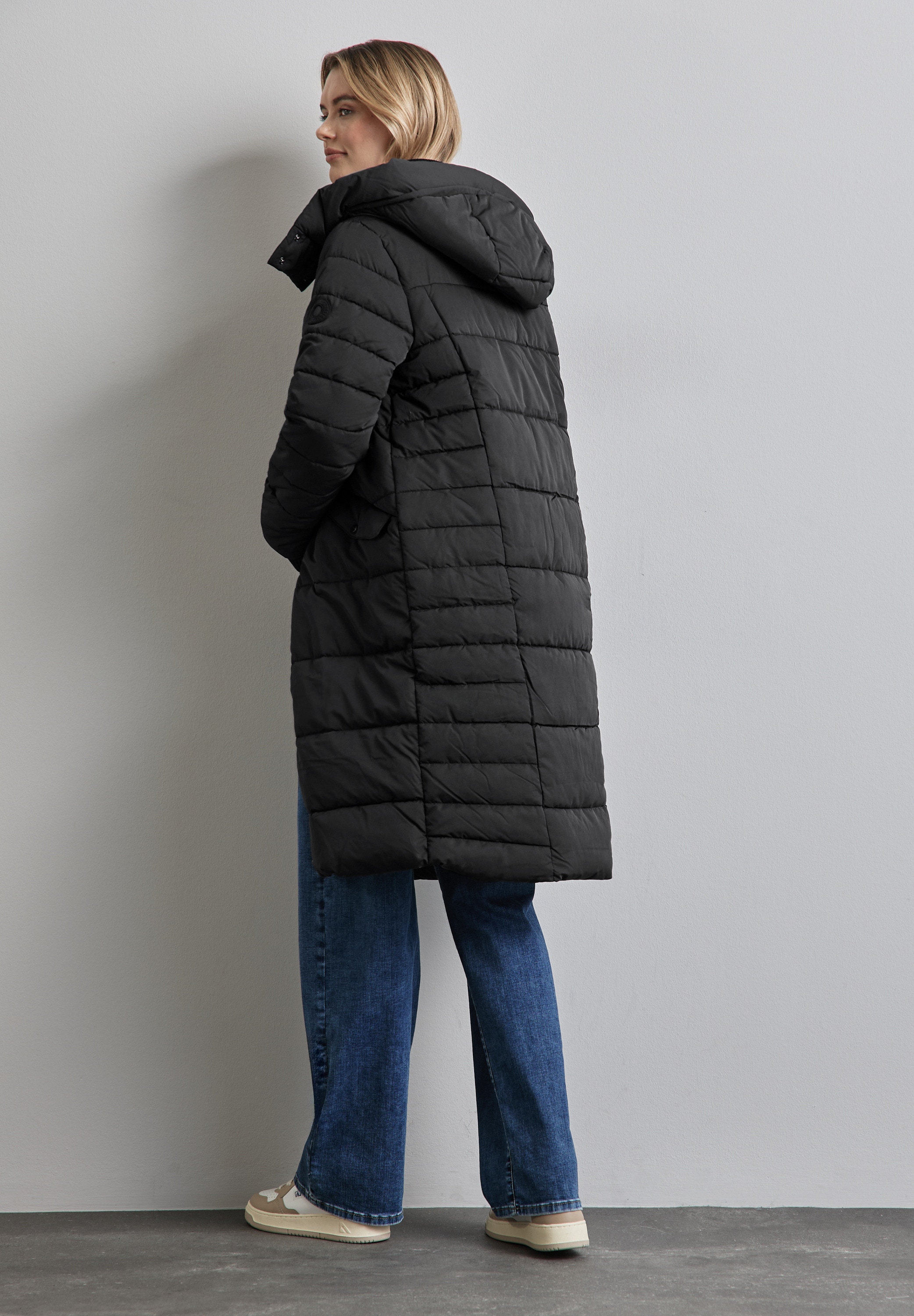 STREET ONE Winterjacke, mit abnehmbarer Kapuze