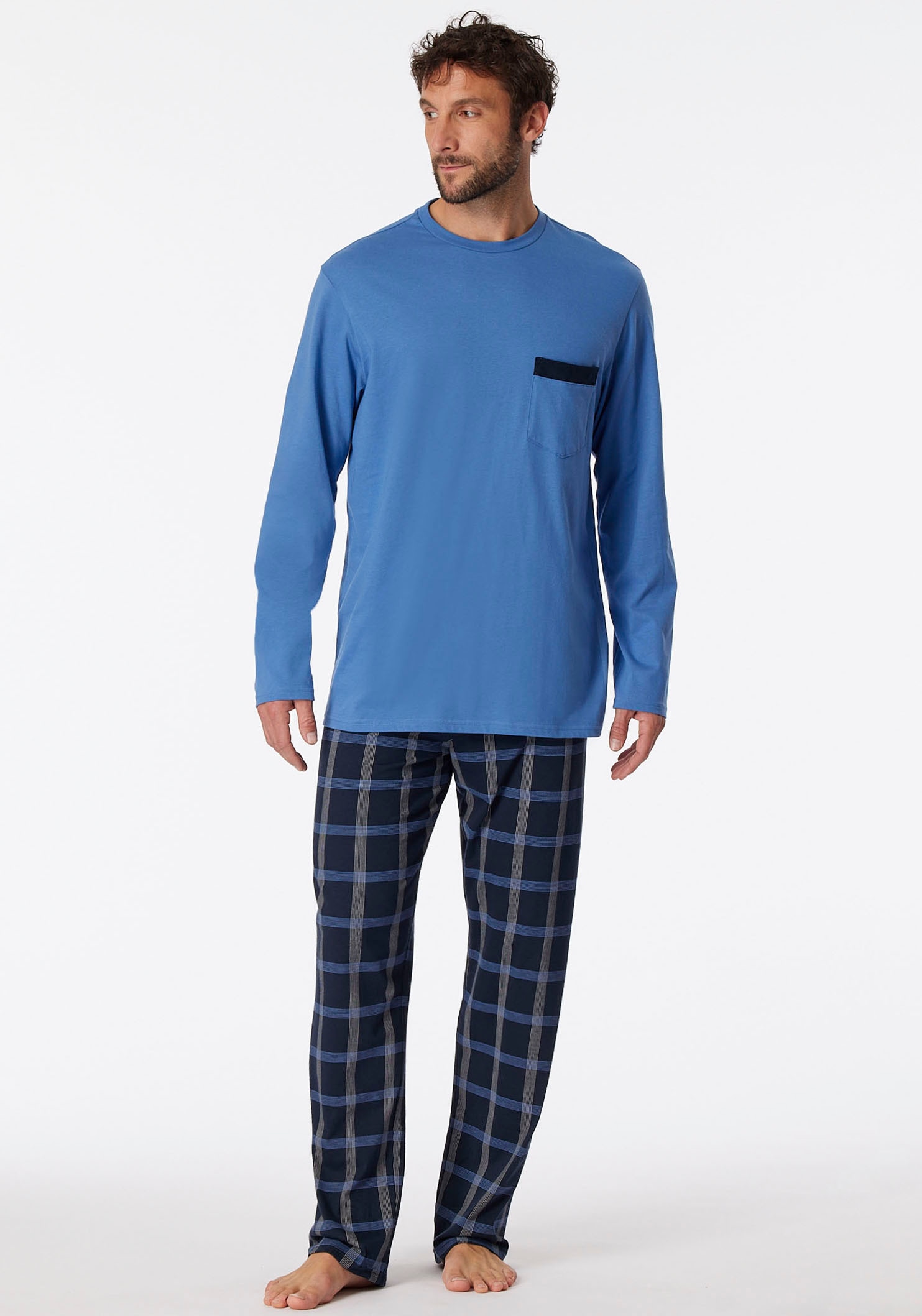 Pyjama »"Comfort Nightwear"«, (2 tlg.), mit V-Ausschnitt und aufgesetzter Brusttasche