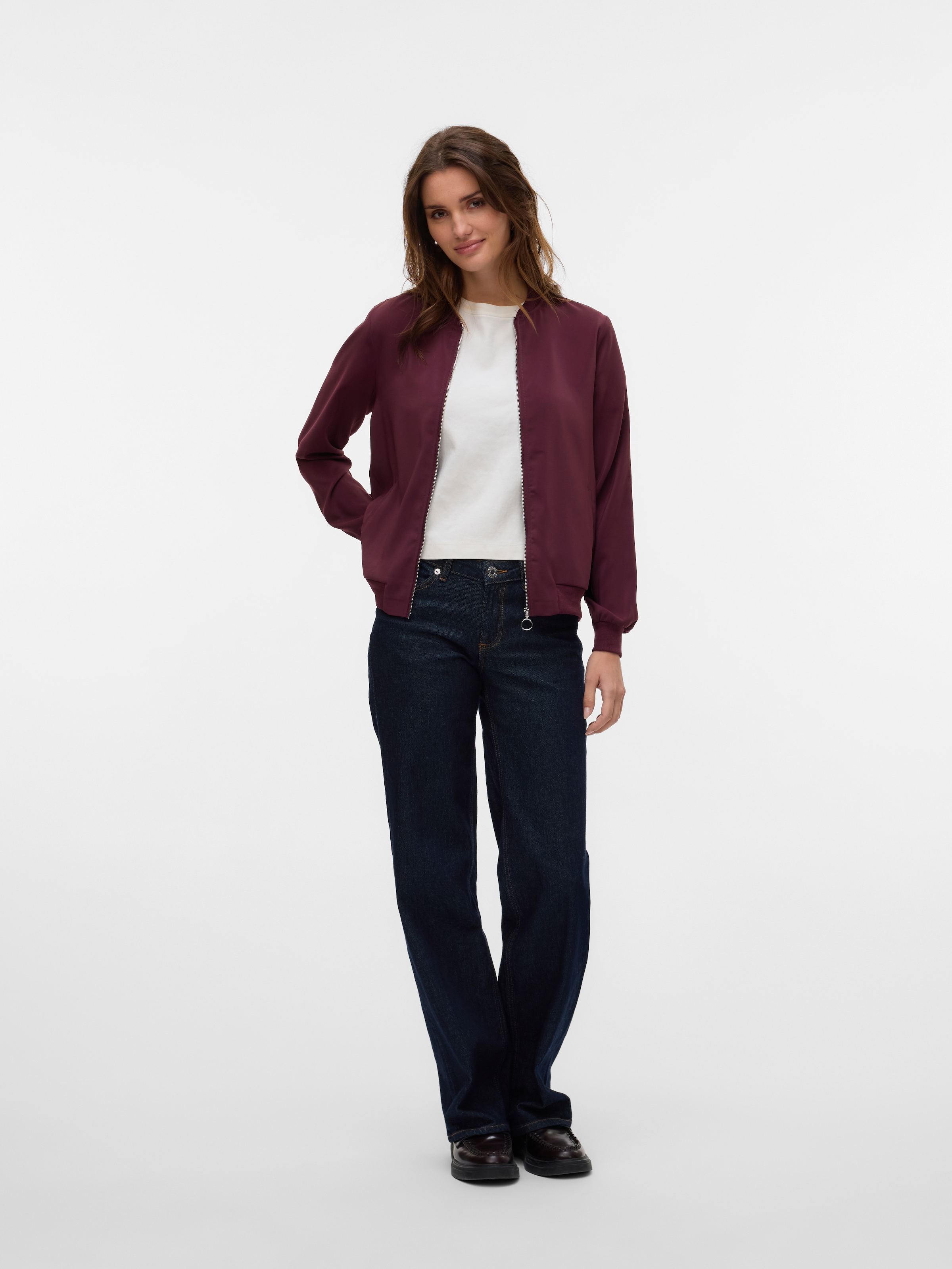 Vero Moda Bomberjacke »VMCOCO L/S BOMBER NOOS«, in modisch kurzer Form