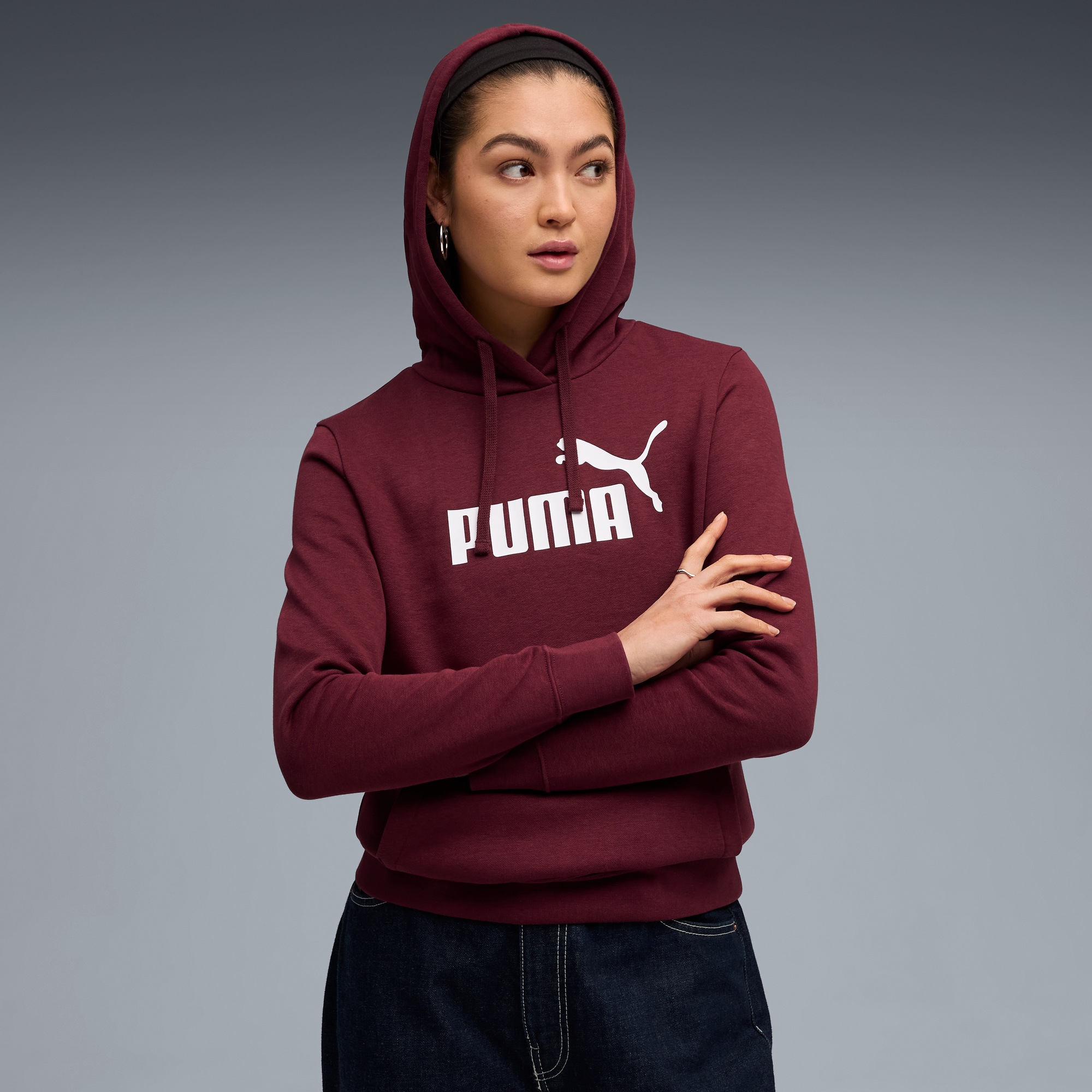 PUMA Kapuzensweatshirt »ESS NO. 1 LOGO HOODIE FL (S)«, mit verstellbarer Kapuze, mit Kängurutasche, Regular Fit