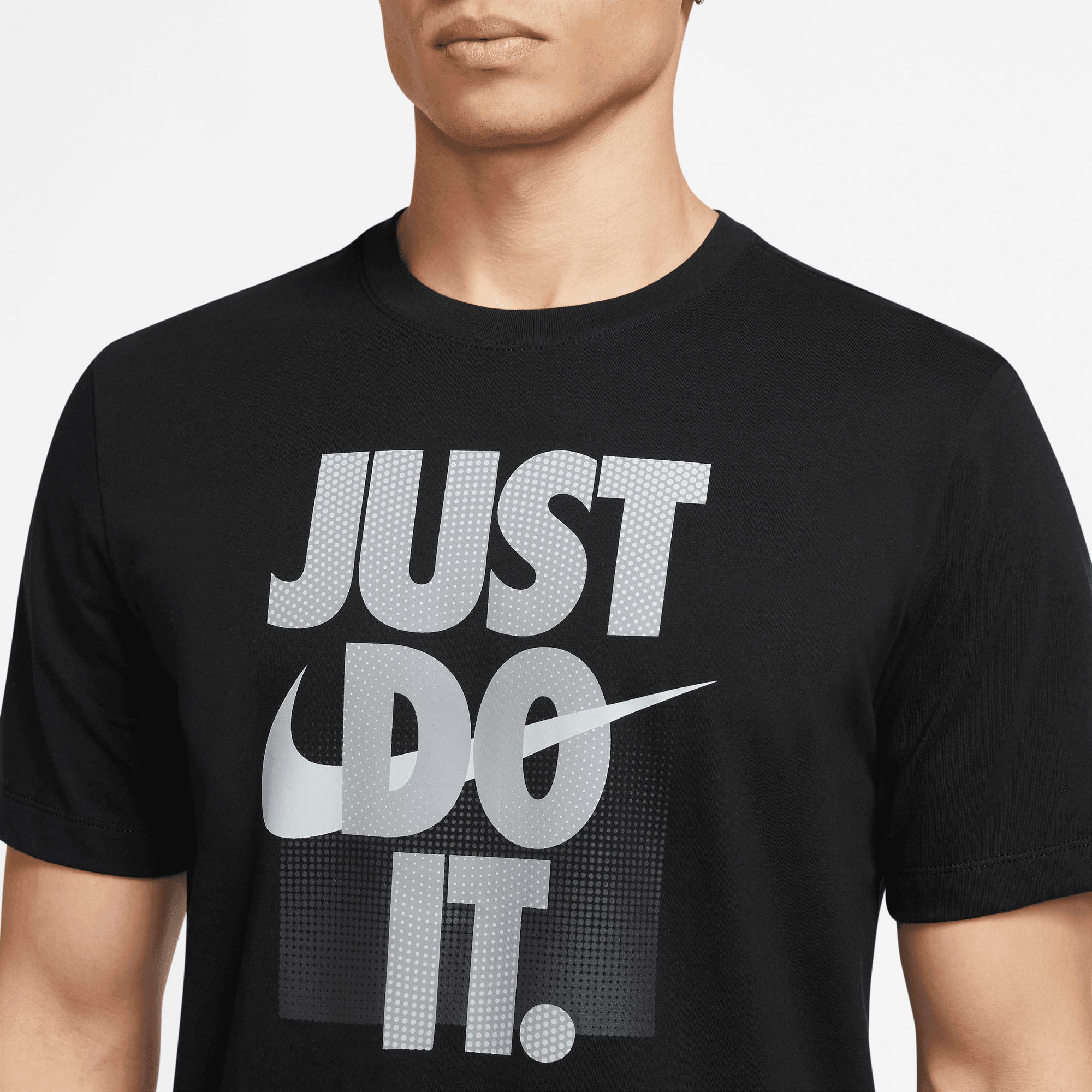 Nike Sportswear T-Shirt »MEN\'S T-SHIRT« online bestellen | Jelmoli-Versand | Sport-T-Shirts