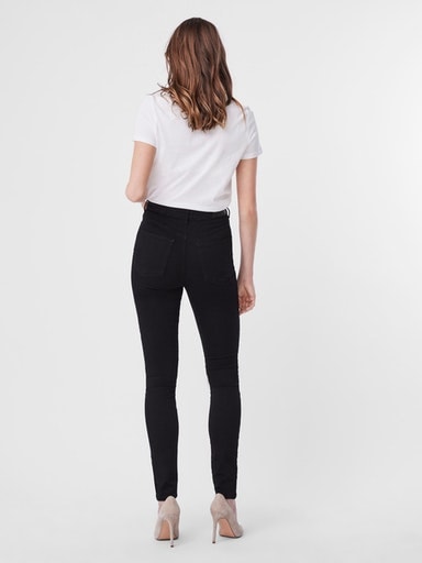 Vero Moda Skinny-fit-Jeans »VMSANDRA SHR SKINNY JEANS BLACK NOOS«