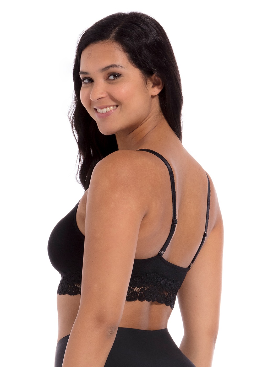 MAGIC Bodyfashion Bügelloser BH, Weiche Spitze unterhalb der Brust für einen eleganten Look