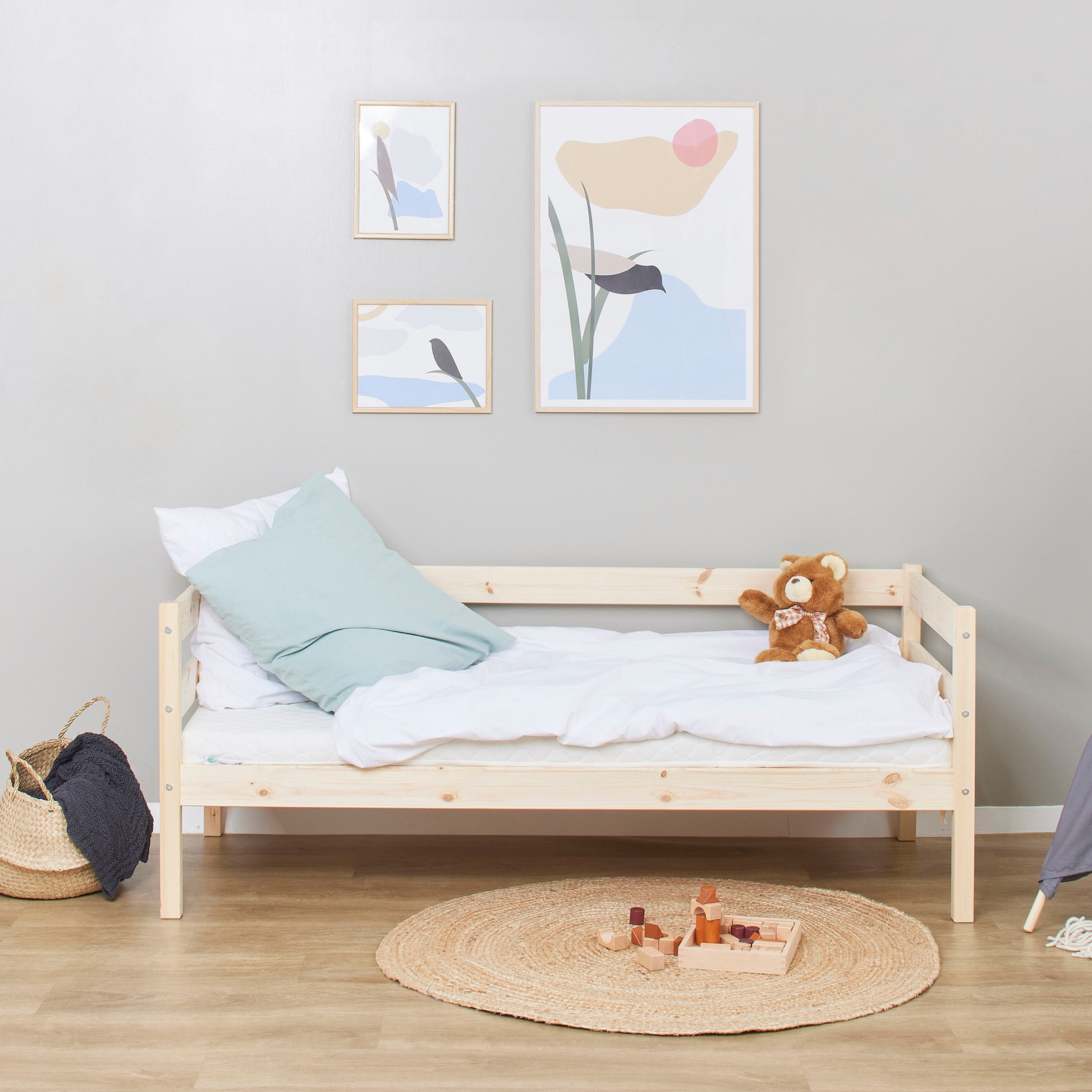 Hoppekids Einzelbett "ECO Comfort Kinderbett, Kiefer Massivholz, Jugendbett inkl. Rollrost" 70x160 cm, wahlweise in verschieden Farben/ Matratze/ Absturzsicherung