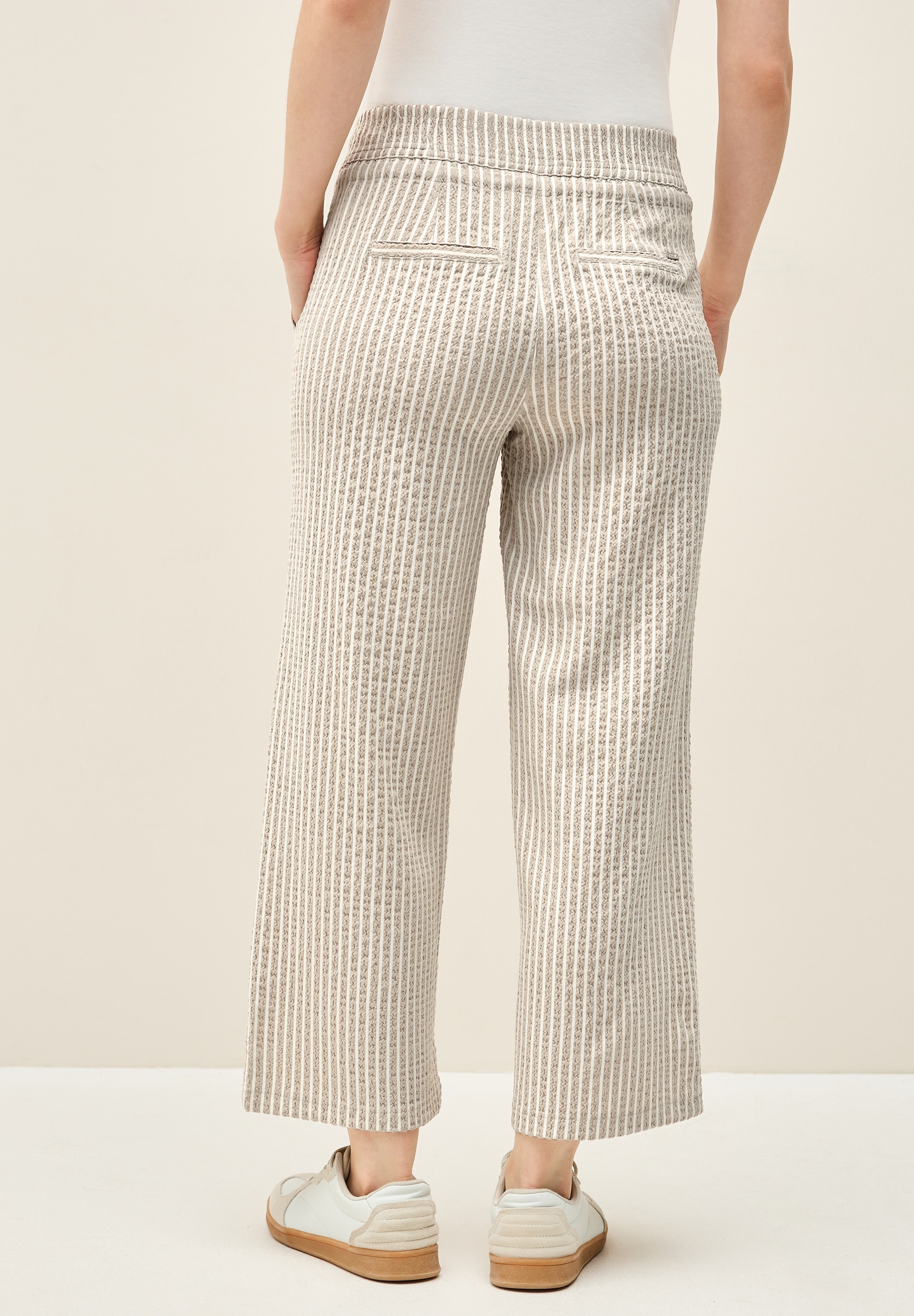 Cecil Stoffhose »Style Neele«, mit Streifen-Muster, Seersucker-Style