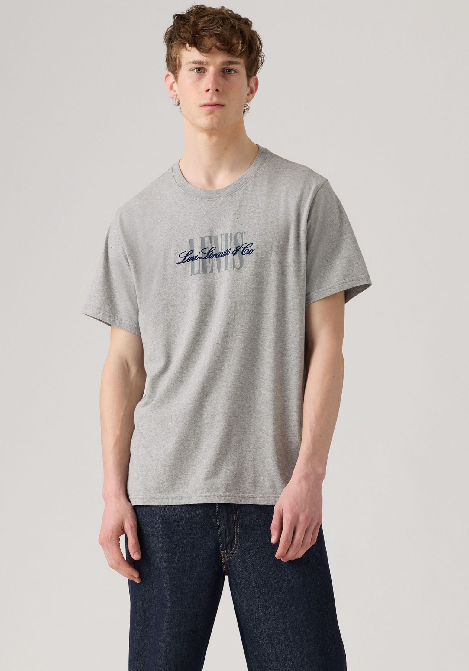 Levi's® T-Shirt »RELAXED FIT TEE« mit Logoschriftzug