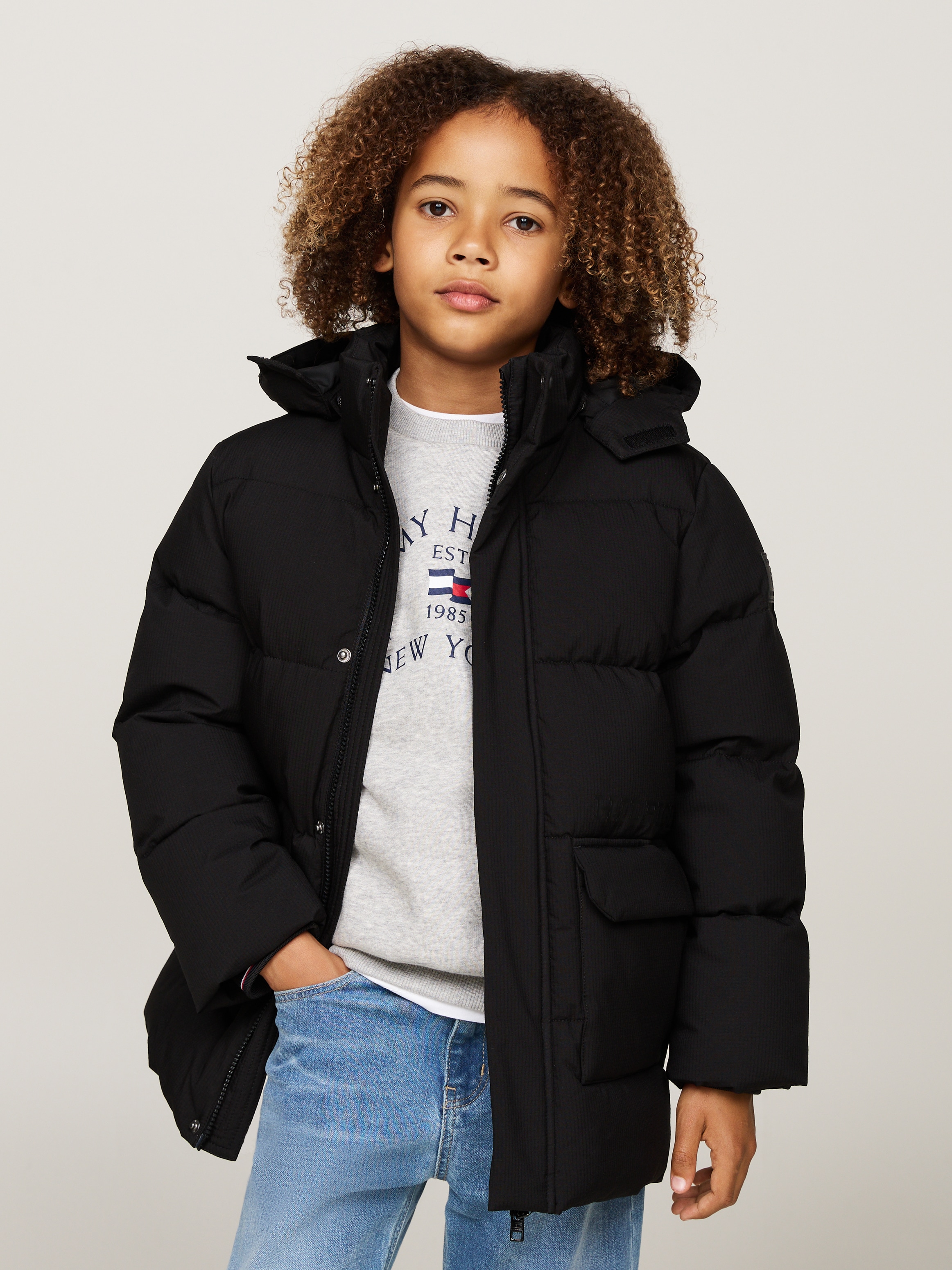 TOMMY HILFIGER Steppjacke »MONOTYPE RIBSTOP PUFFER JACKET«, mit Kapuze, mit Kontrast-Streifen,...