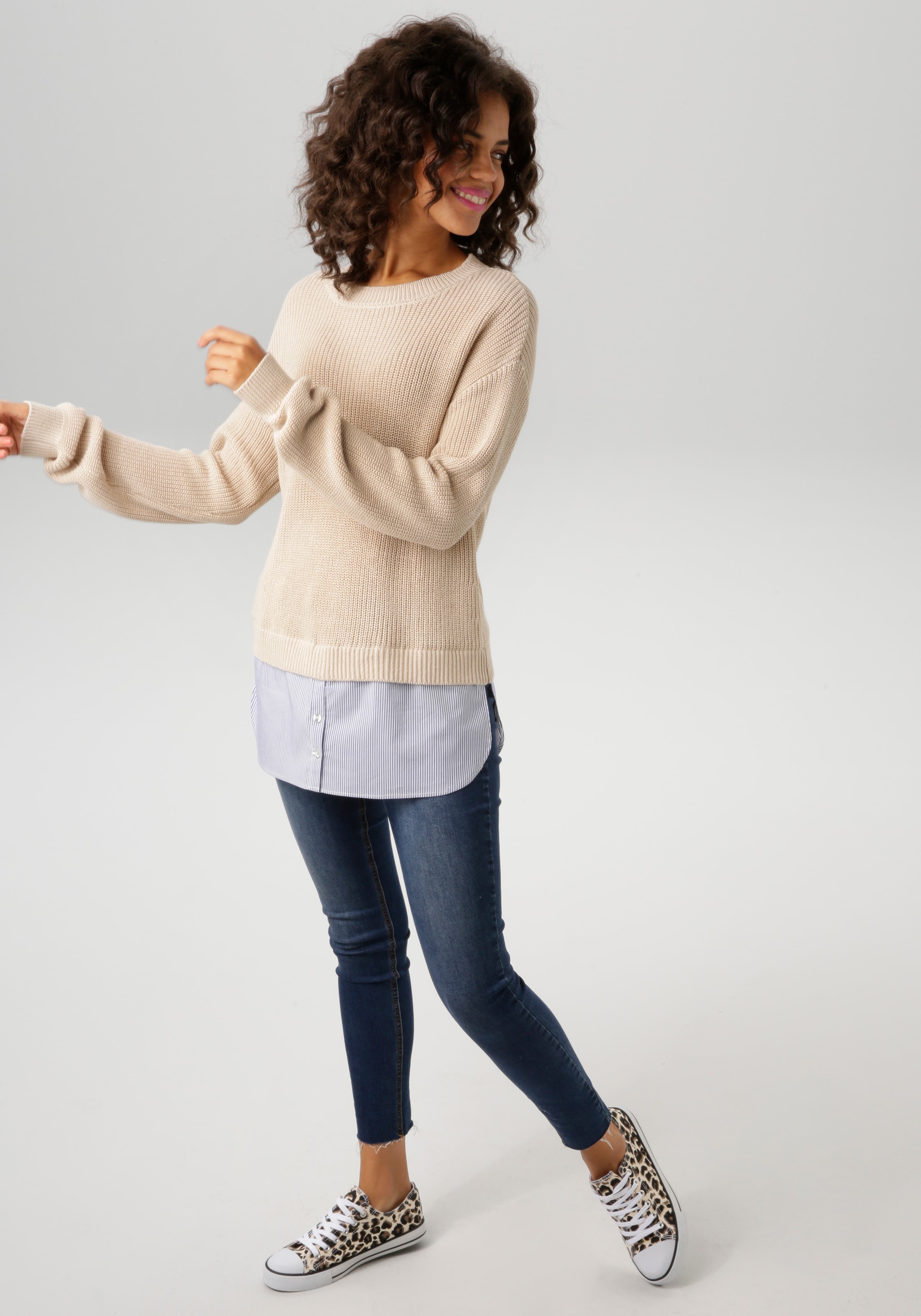 Aniston CASUAL Strickpullover, mit gestreiftem Bluseneinsatz am Saum