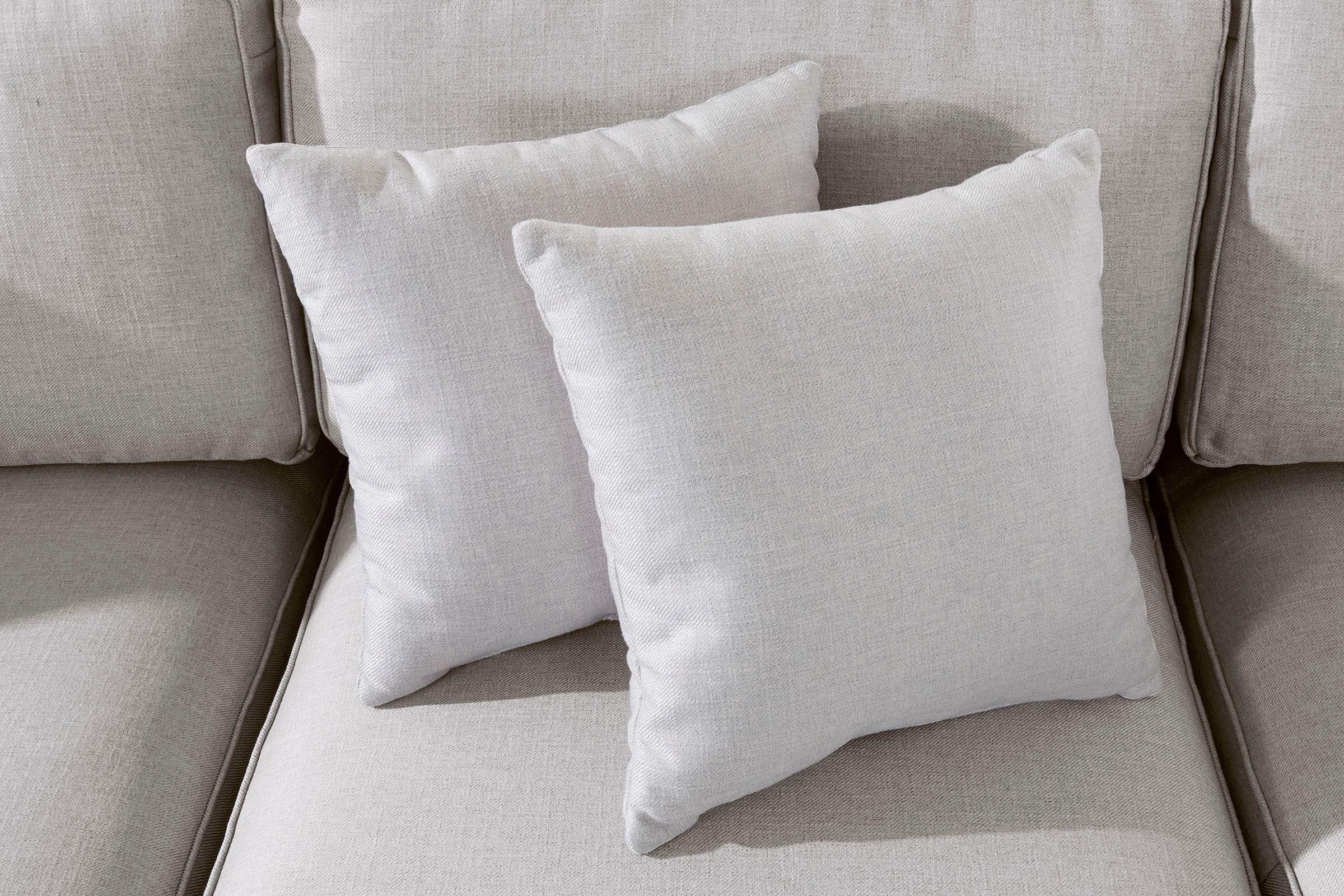 Home affaire Ecksofa »Broughton L-Form«, weicher Sitzkomfort, incl. 4 Zierkissen, Keder