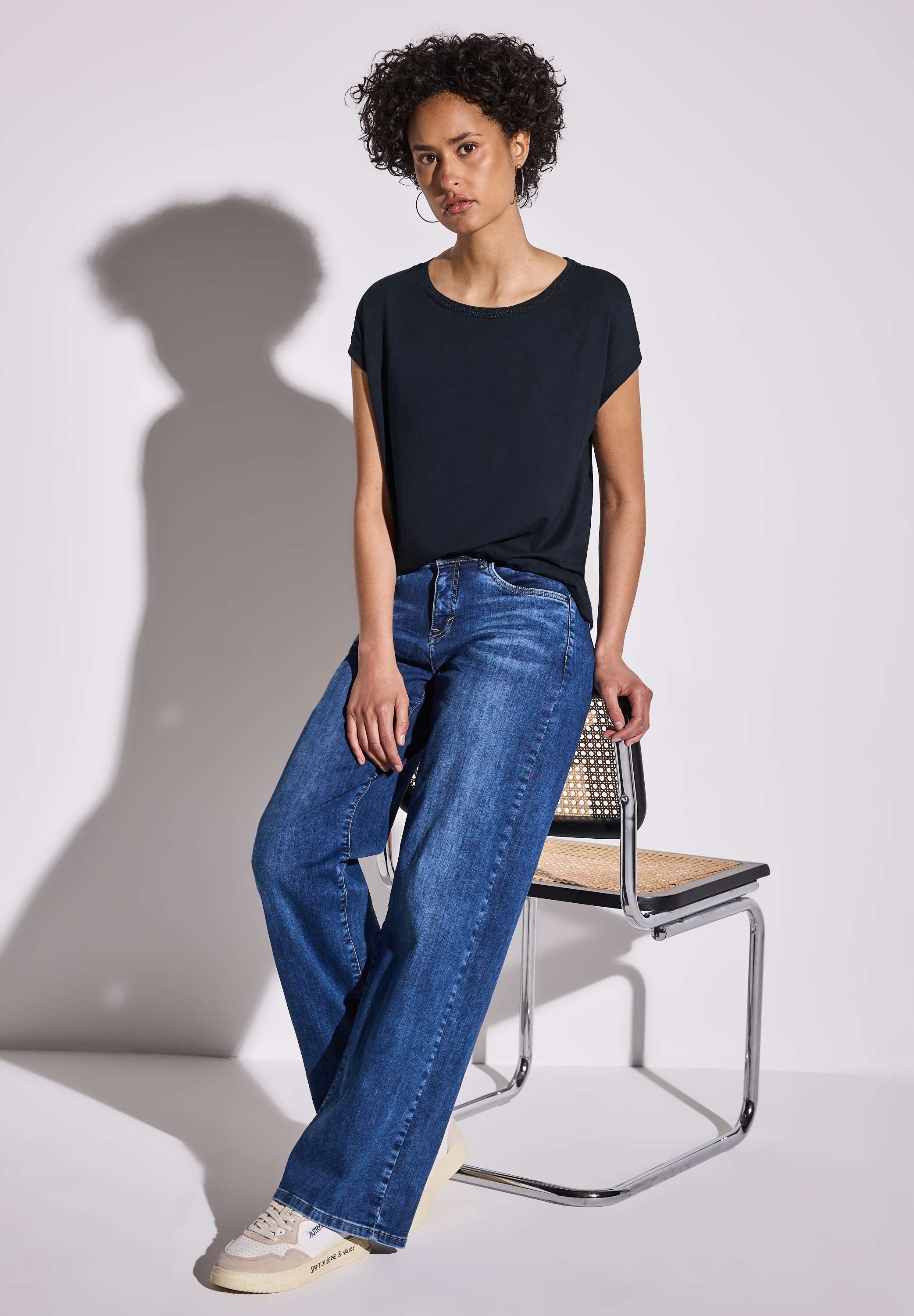 STREET ONE T-Shirt, mit Dekortape und elastischem Saum
