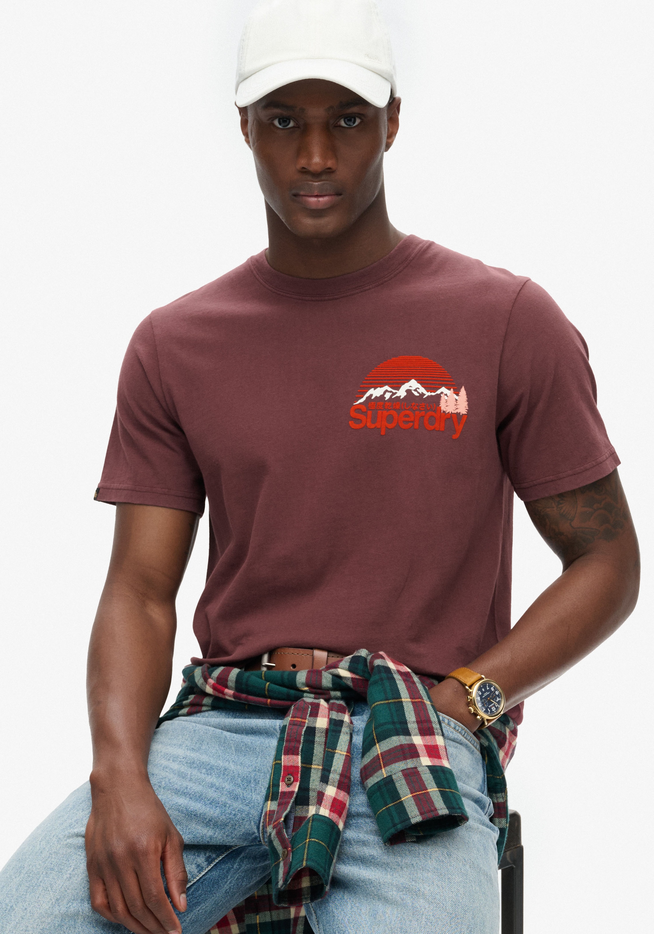 Superdry Rundhalsshirt »GREAT OUTDOOR CHEST GRAPHC TEE«