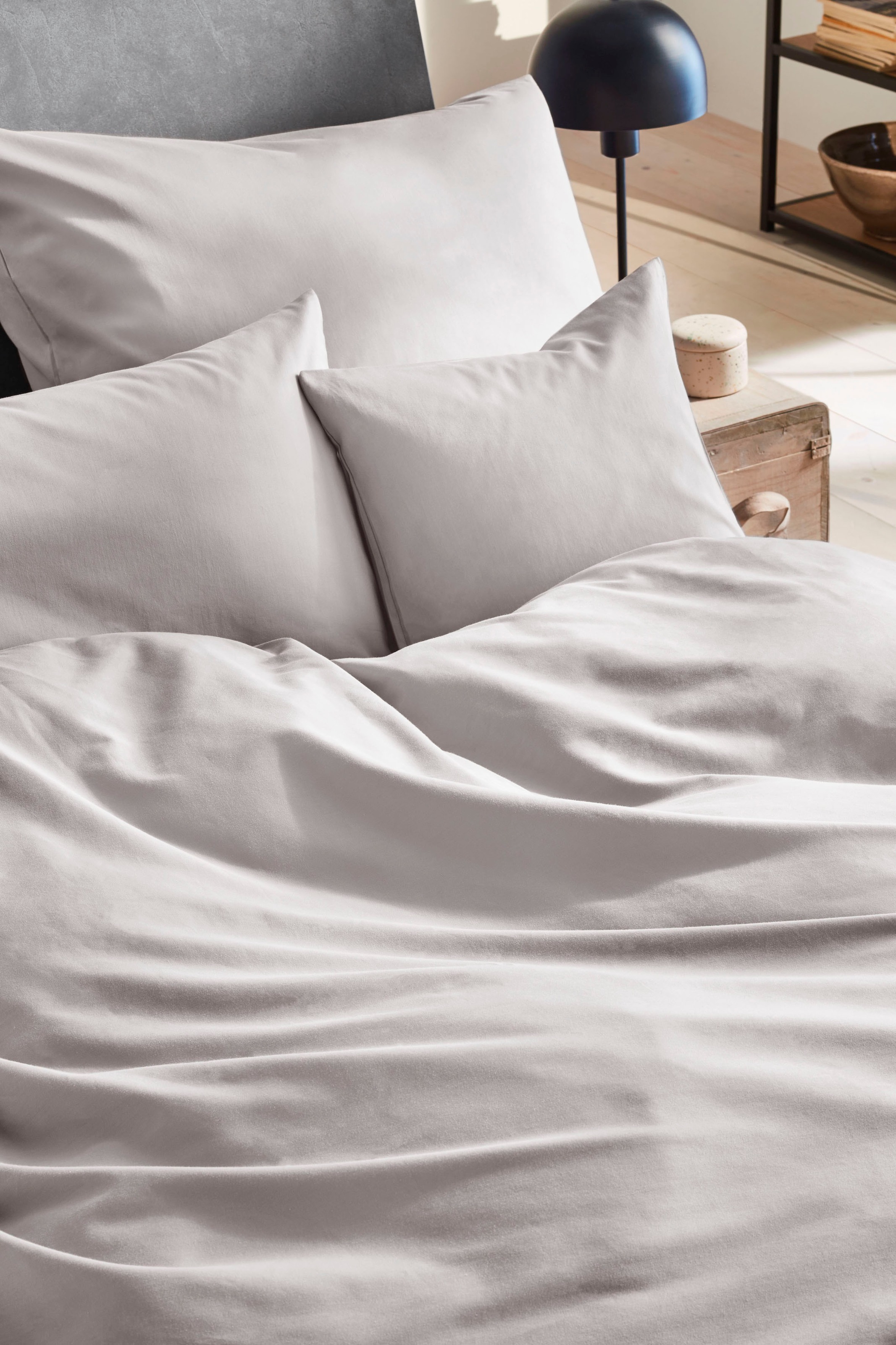 Primera Bettwäsche »Uni Luxus-Satin in Gr. 135x200, 155x220 oder 200x200 cm«, (2 tlg.), Bettwäsche aus Baumwolle, unifarbene Bettwäsche mit Reissverschluss