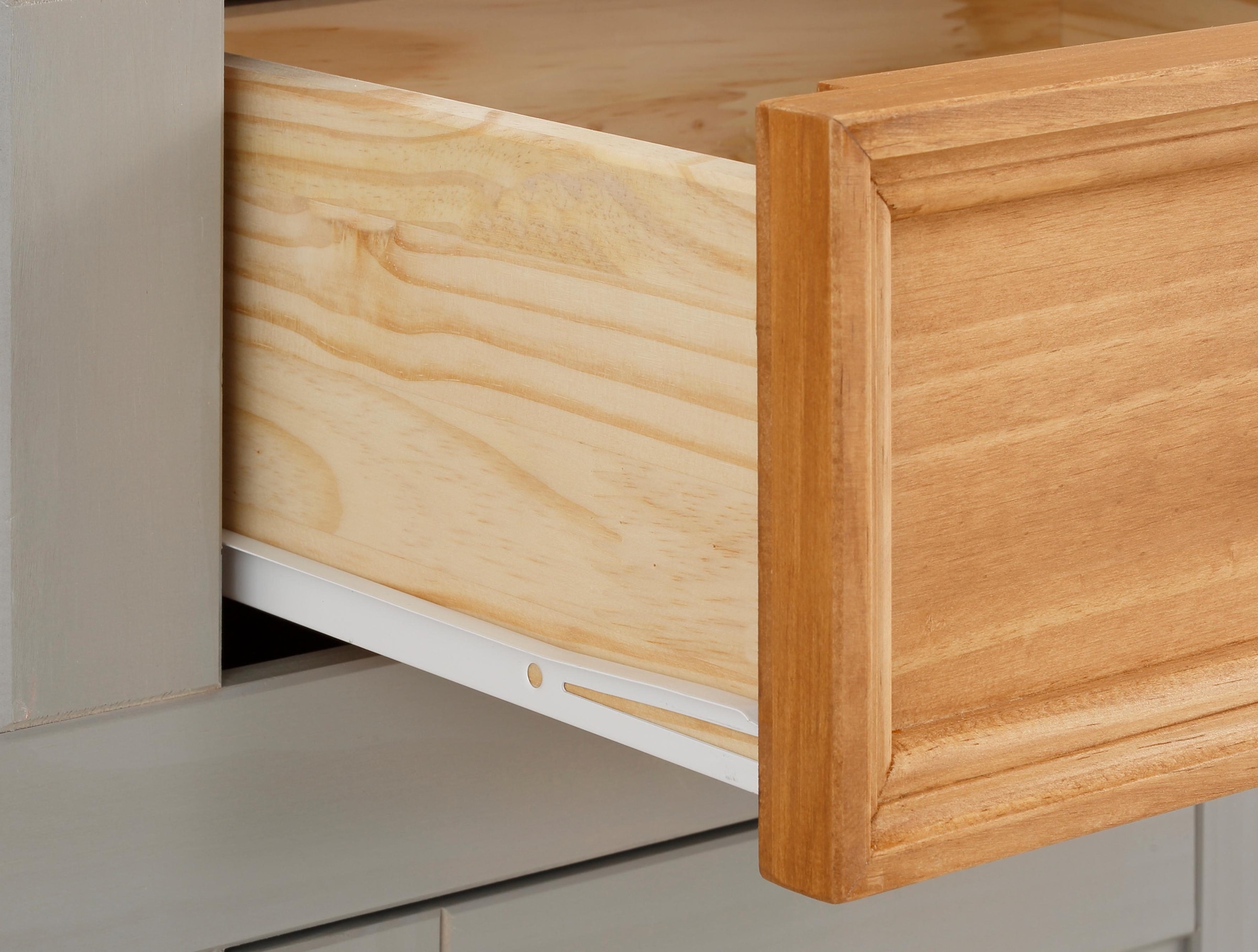 Home affaire Sideboard »Selma«, Kommode aus massivem Kiefernholz, Breite 145 cm