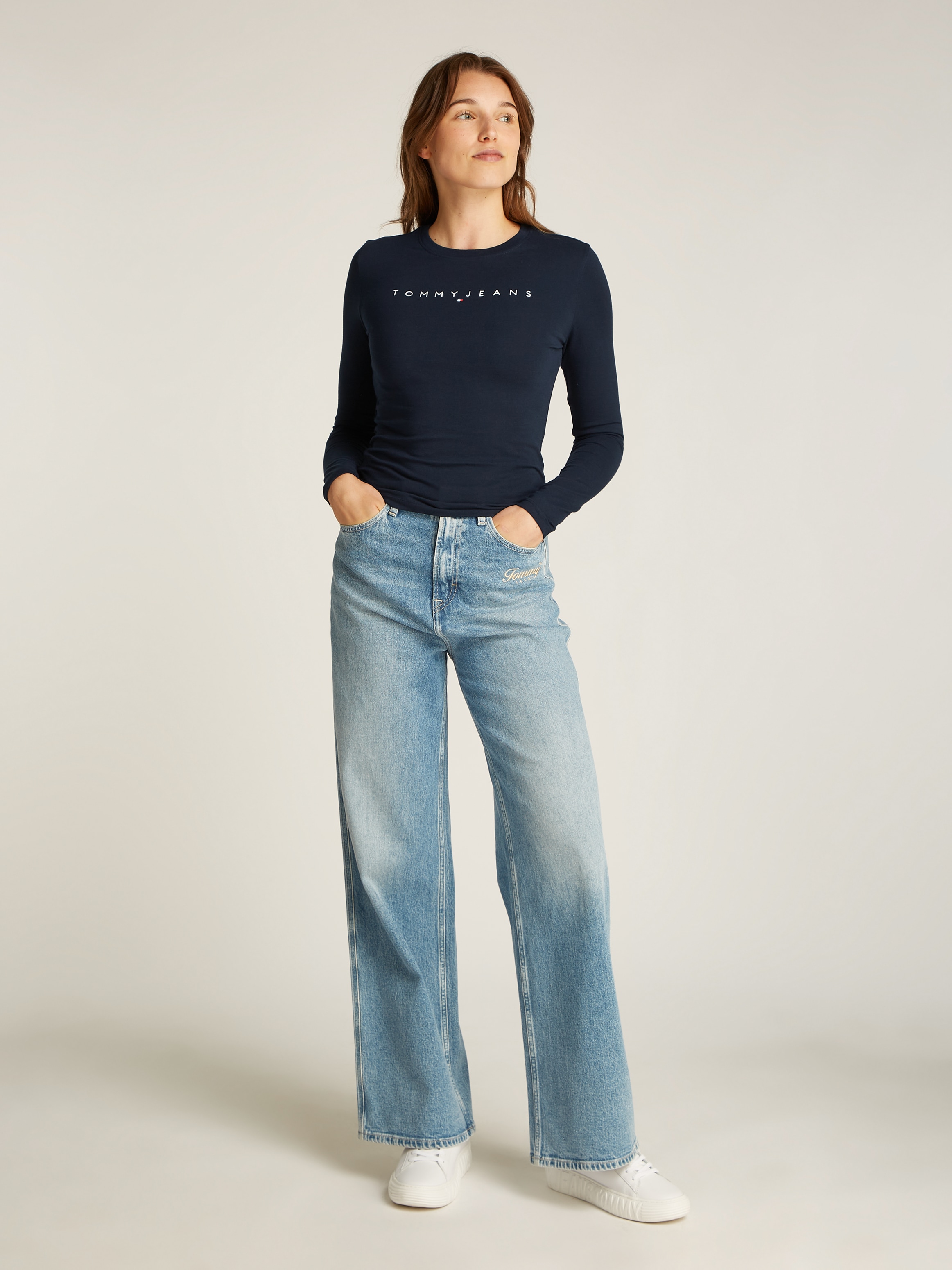 Tommy Jeans Curve Langarmshirt »TJW SLIM LINEAR TEE LS EXT«, Grosse Grössen