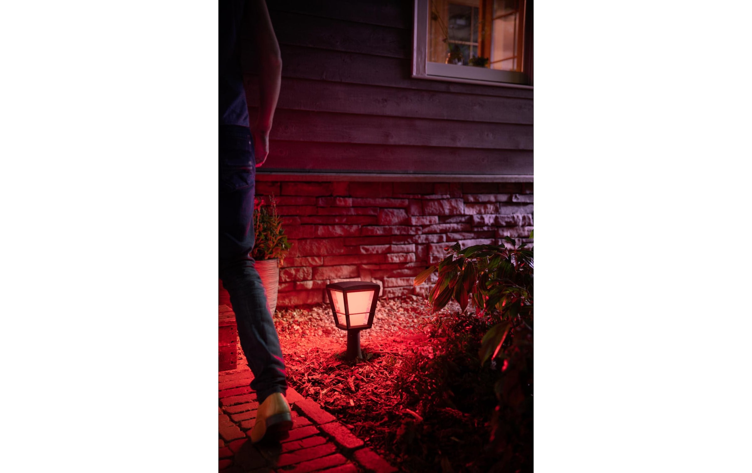 Philips Hue Aussen-Stehlampe »E«