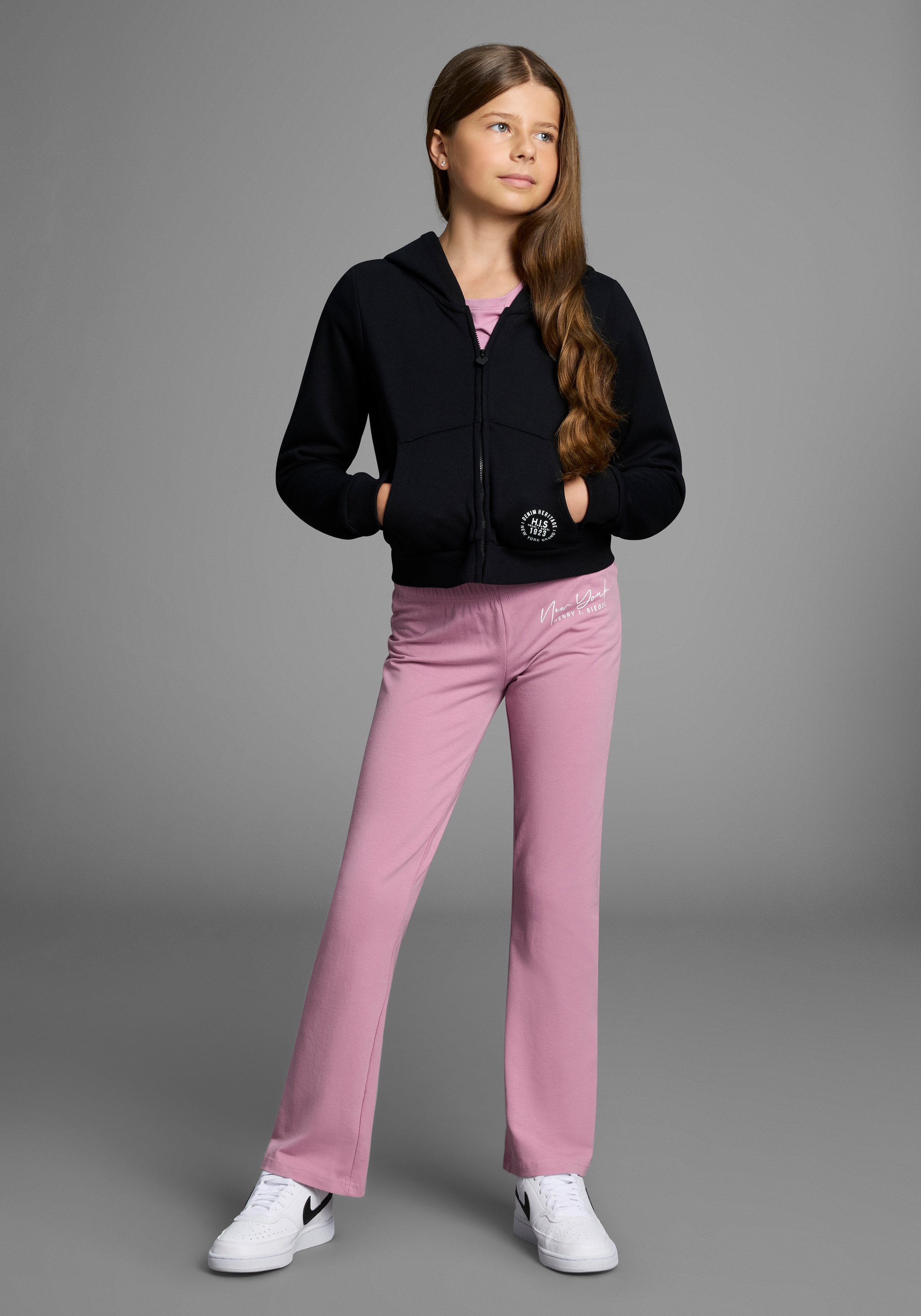 H.I.S Kapuzensweatjacke »Kurze Sweatjacke«, NEU: H.I.S für TEENS! Sweatjacke in modischer Kurzform und Zipper