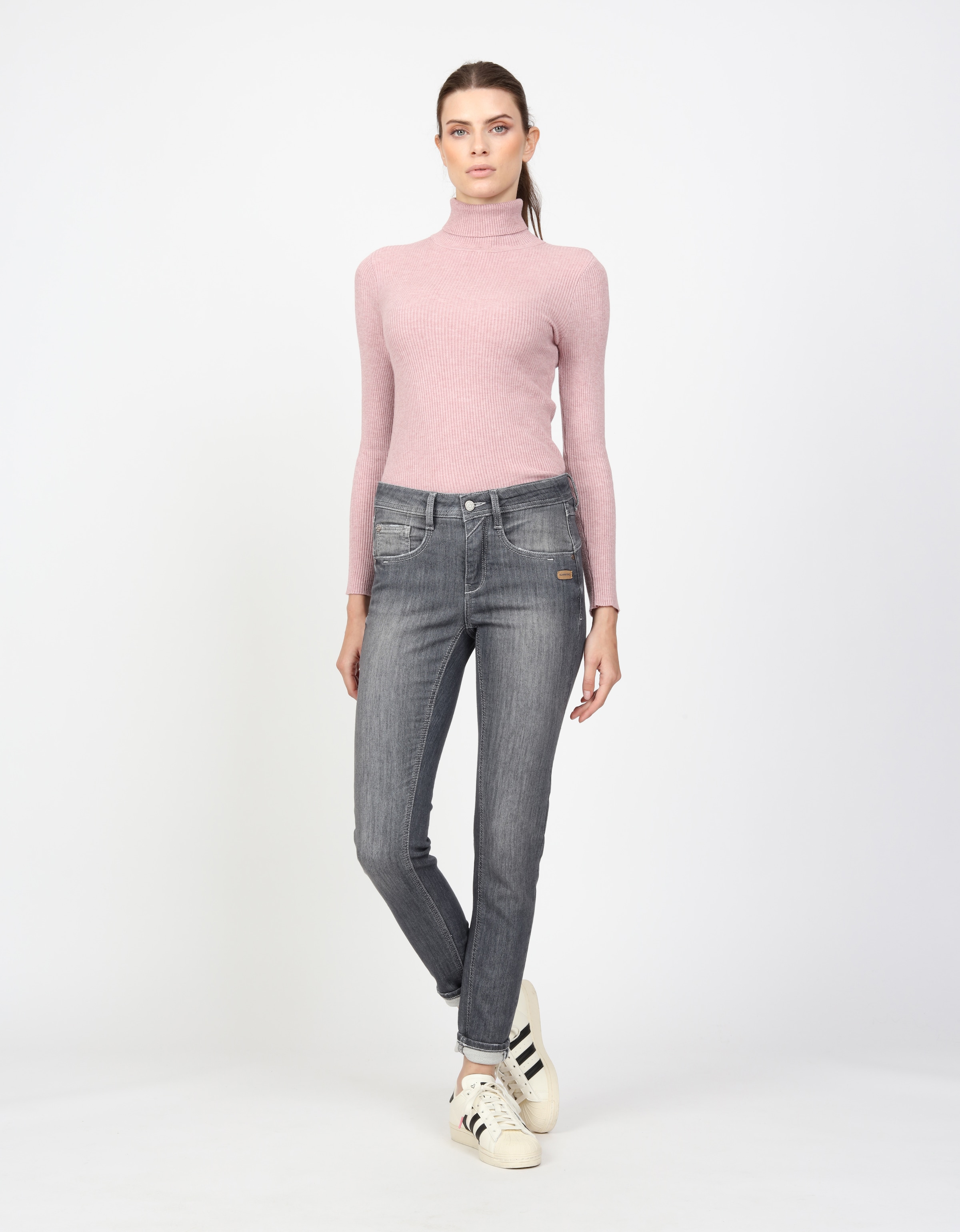 GANG Relax-fit-Jeans »94AMELIE«, mit Used-Effekten