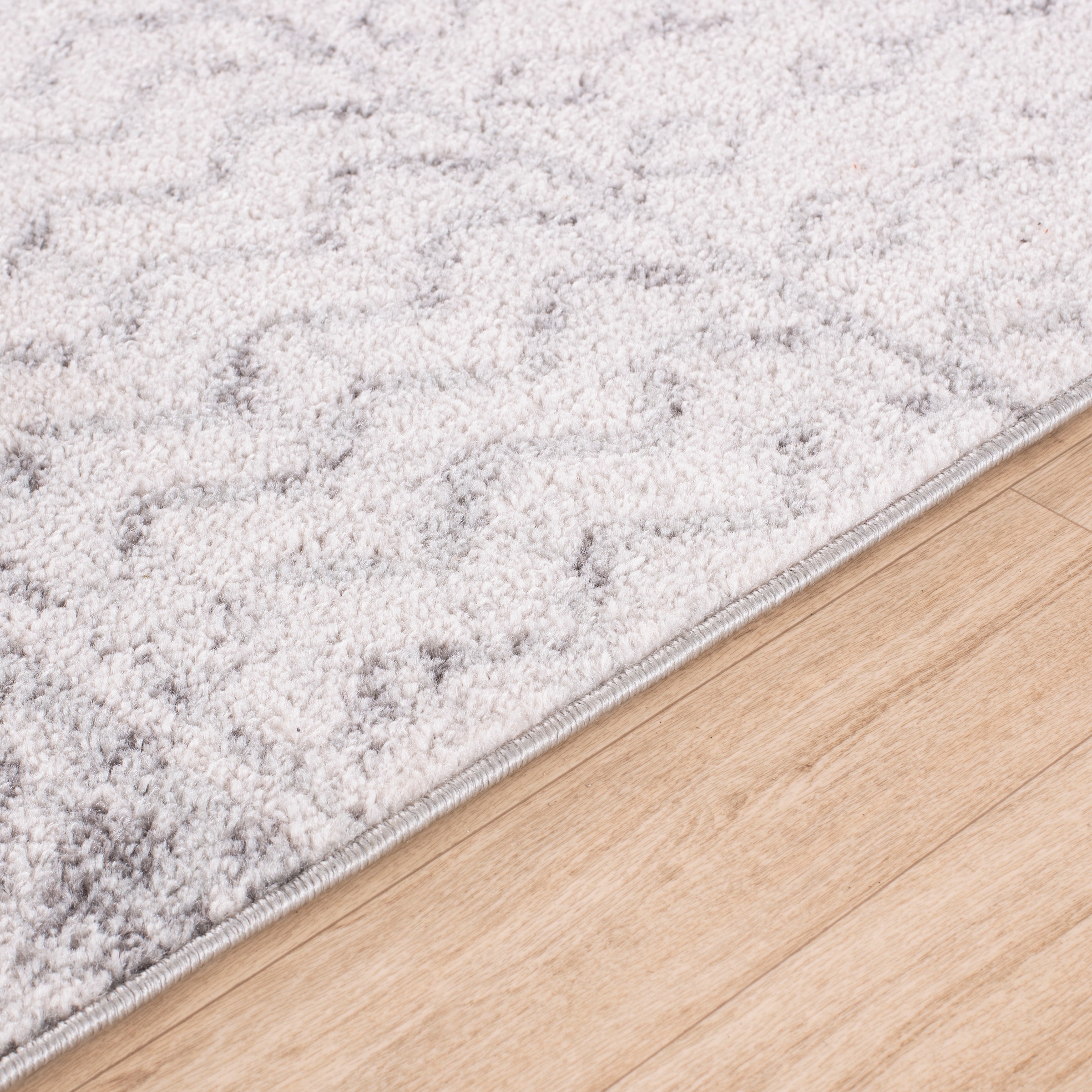 Livabliss Teppich »NICE«, rechteckig, 8 mm Höhe, Skandi Design, Boho Kurzflor Wohnzimmerteppich, Schlafzimmer, Grau