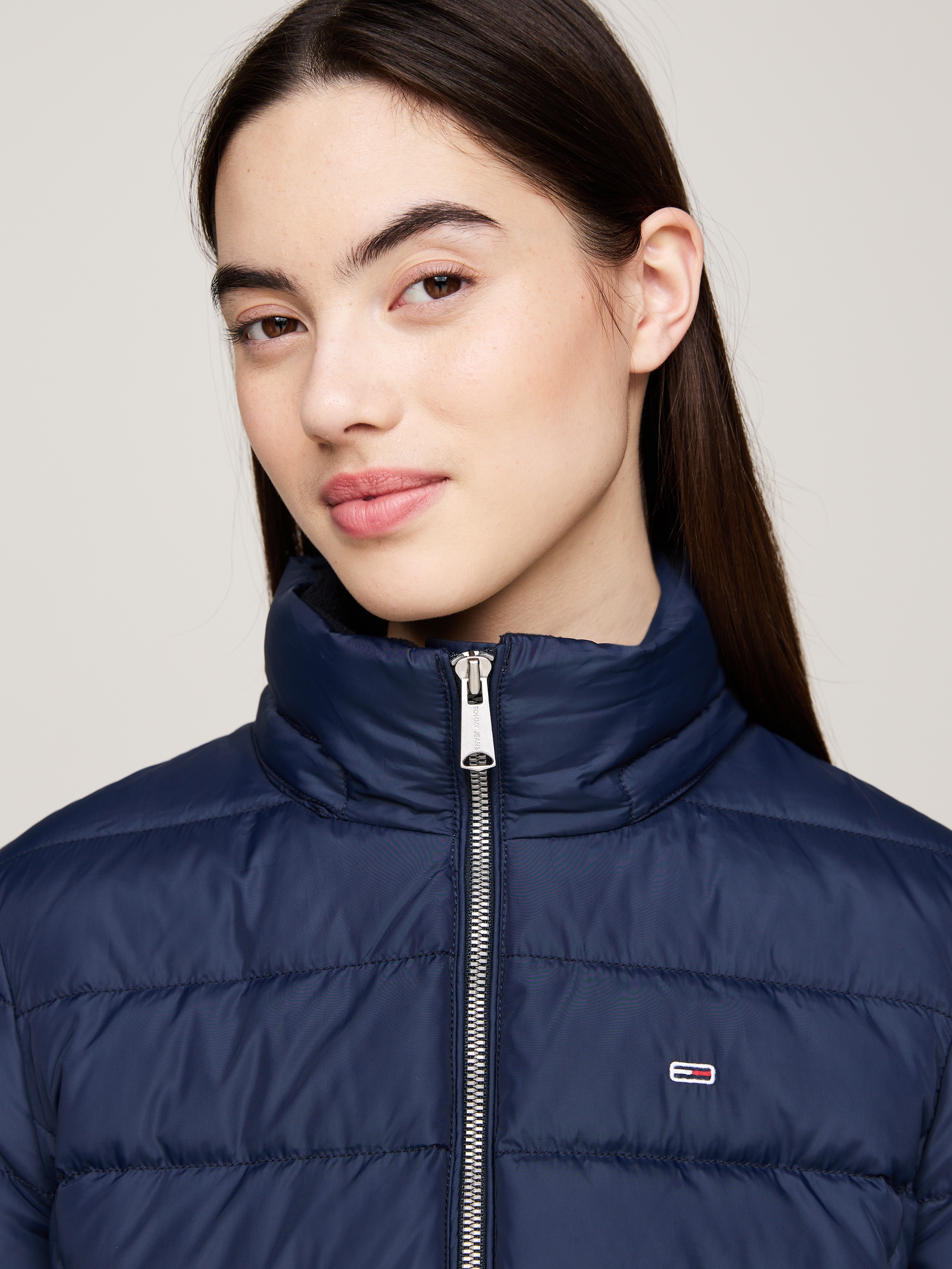 Tommy Jeans Curve Steppjacke »TJW BASIC HOODED DOWN JACKET EXT«, mit Kapuze, in Grossen Grössen, mit Kapuze