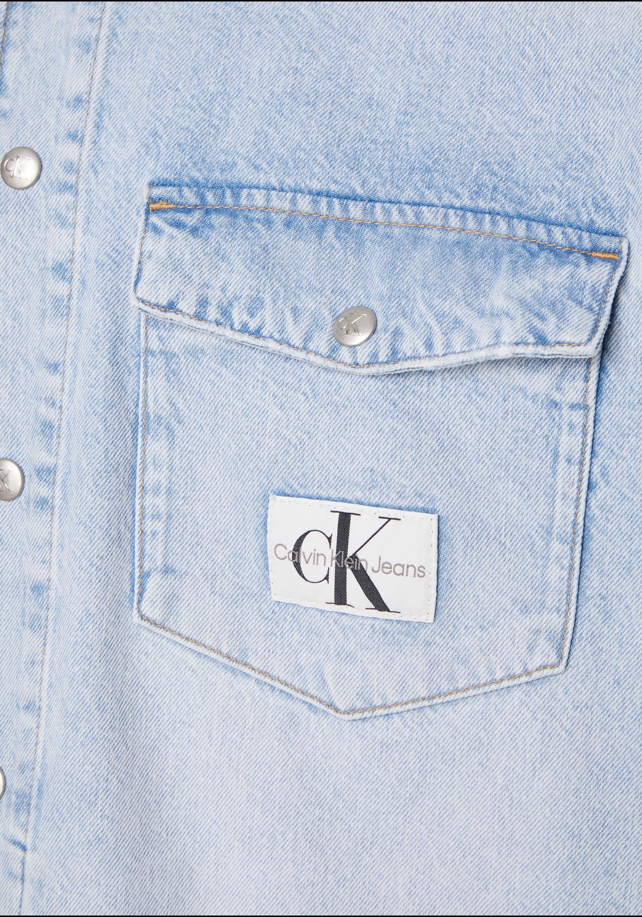 Jeanshemd Calvin | Calvin online auf Klein »OVERSIZED Klein JACKET«, mit UTILITY Logo-Badge Brusttasche SHIRT der Jeans shoppen Jelmoli-Versand