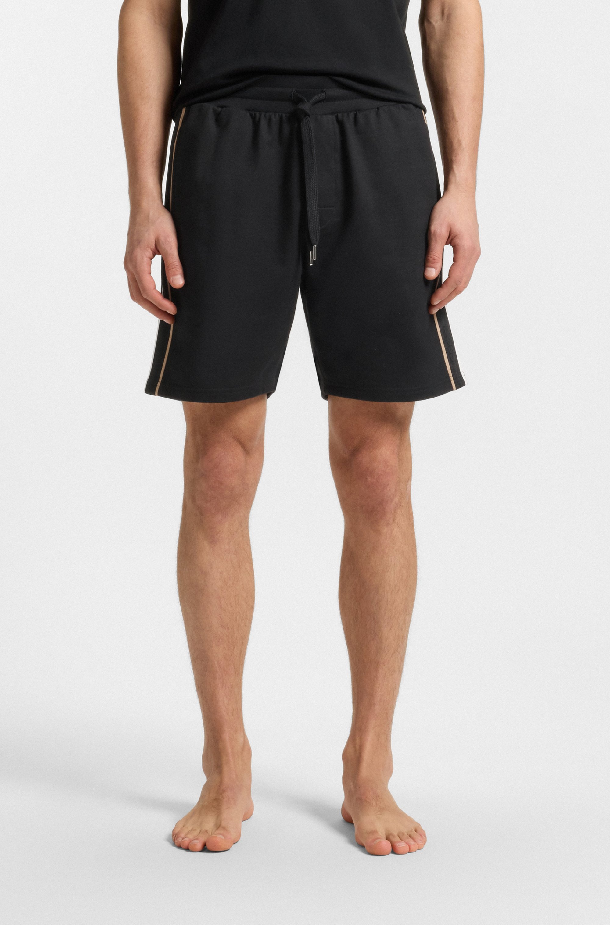 BOSS Sweatshorts »ICONIC« mit Tunnelzug und Tape-Details