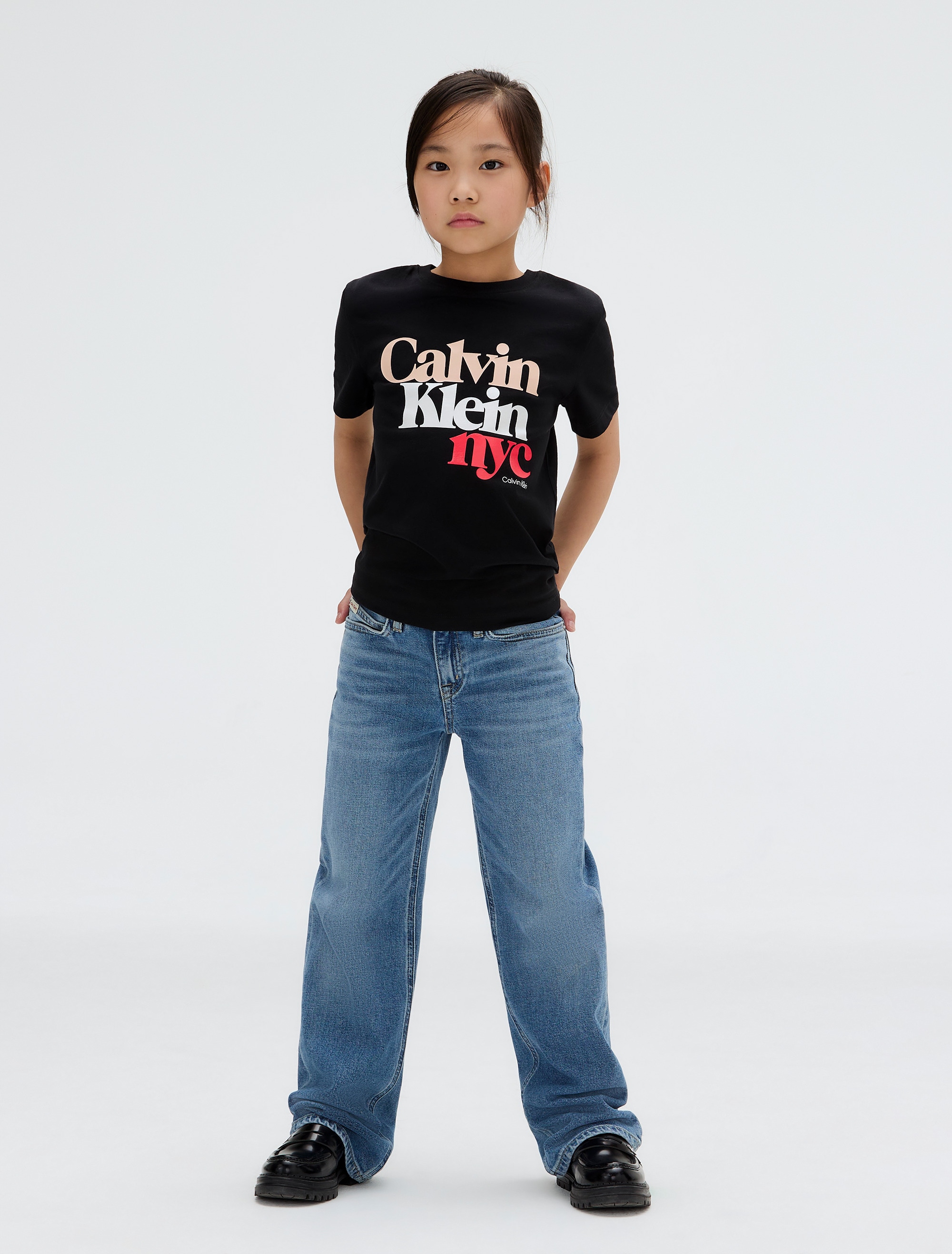 Calvin Klein Jeans T-Shirt »PEARL SIGNATURE NYC REGULAR TEE«, für Kinder bis 16 Jahre, mit grossem Druck