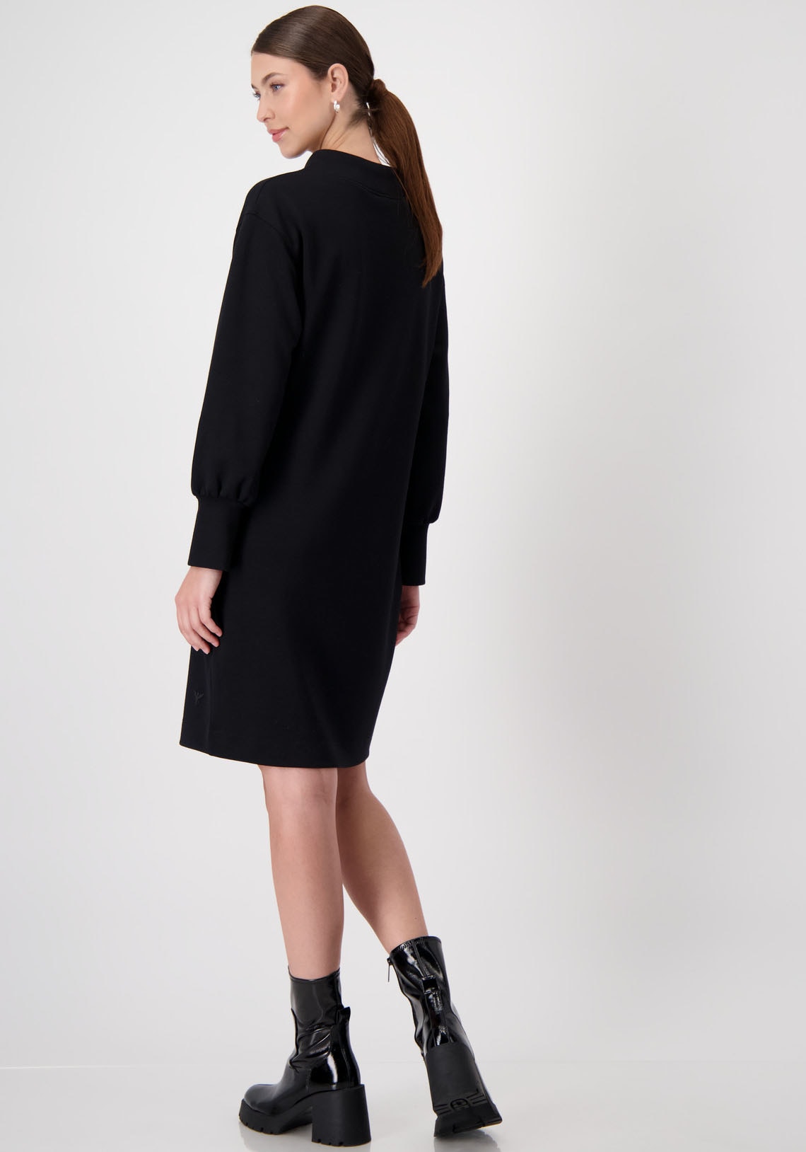 Monari Sweatkleid, mit Stehkragen und Kordelzug