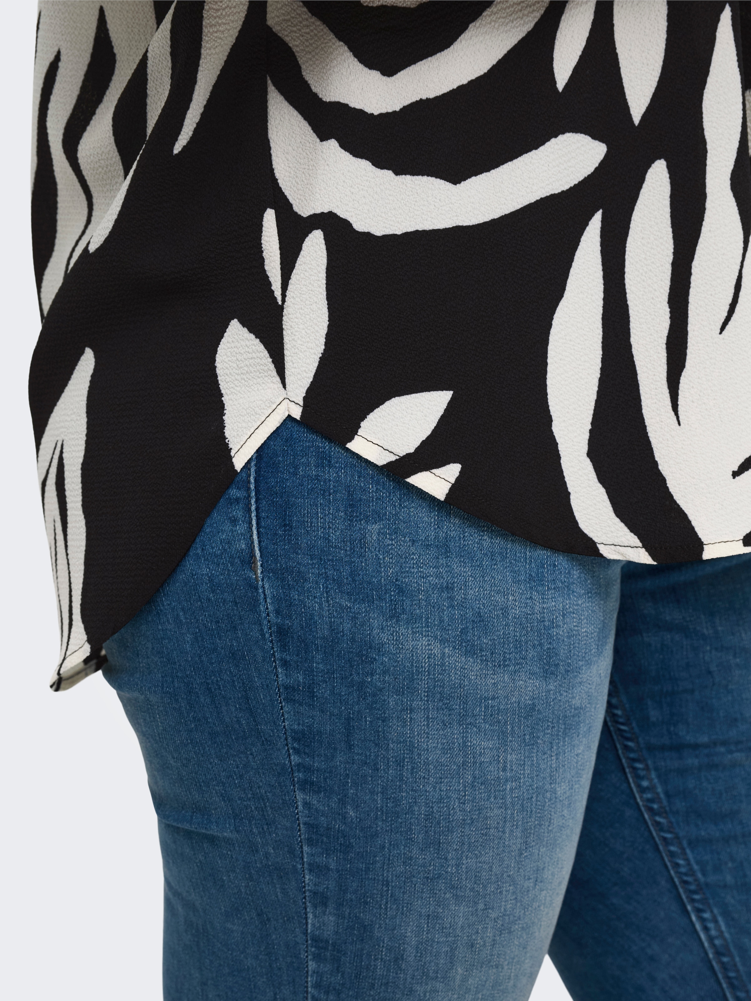 ONLY CARMAKOMA Shirtbluse »CARVICA SS TOP WVN NOOS«
