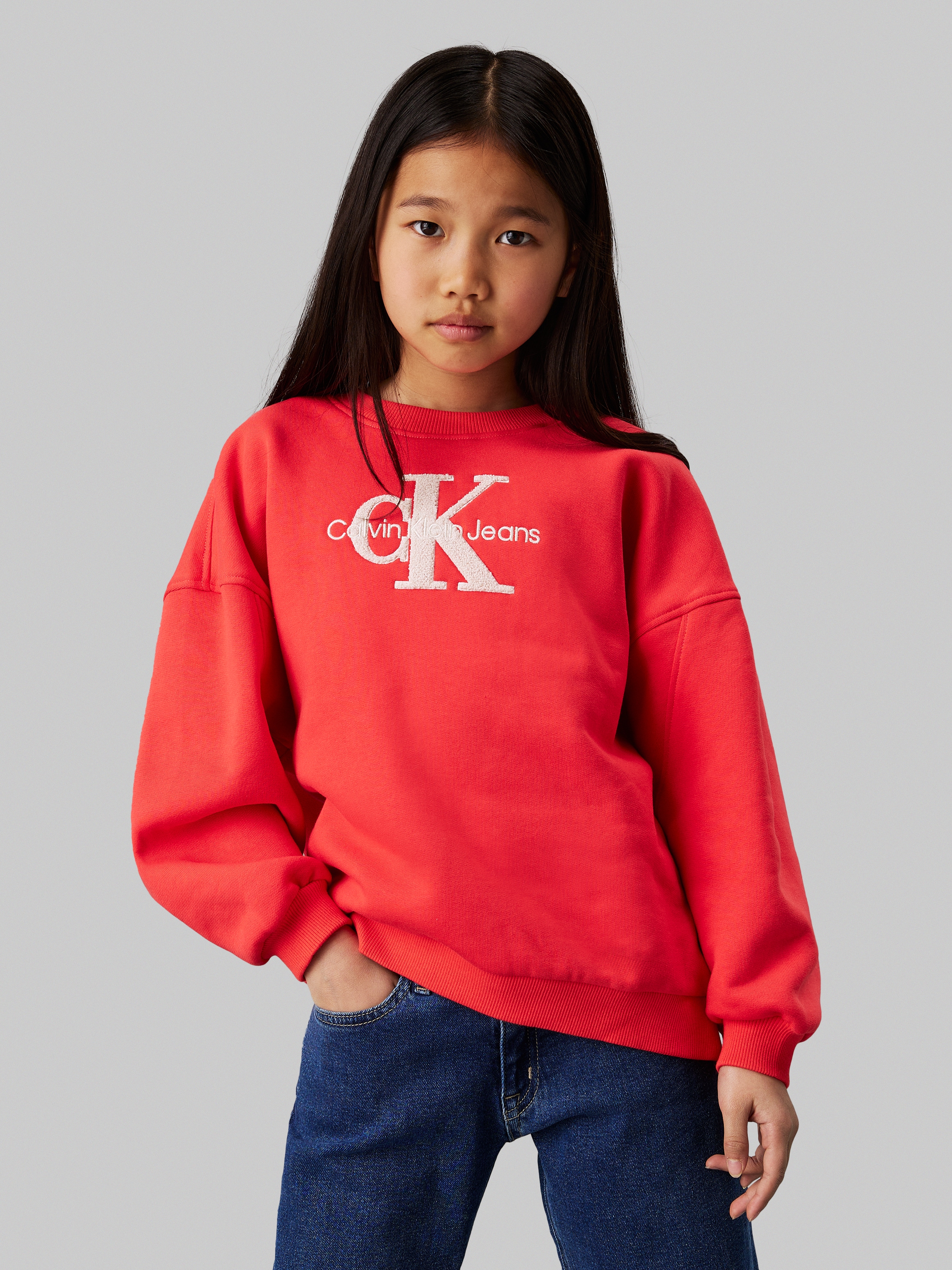 Sweatshirt »Teddy Monologo Fleece Cn«, für Kinder bis 16 Jahre und mit Stickerei