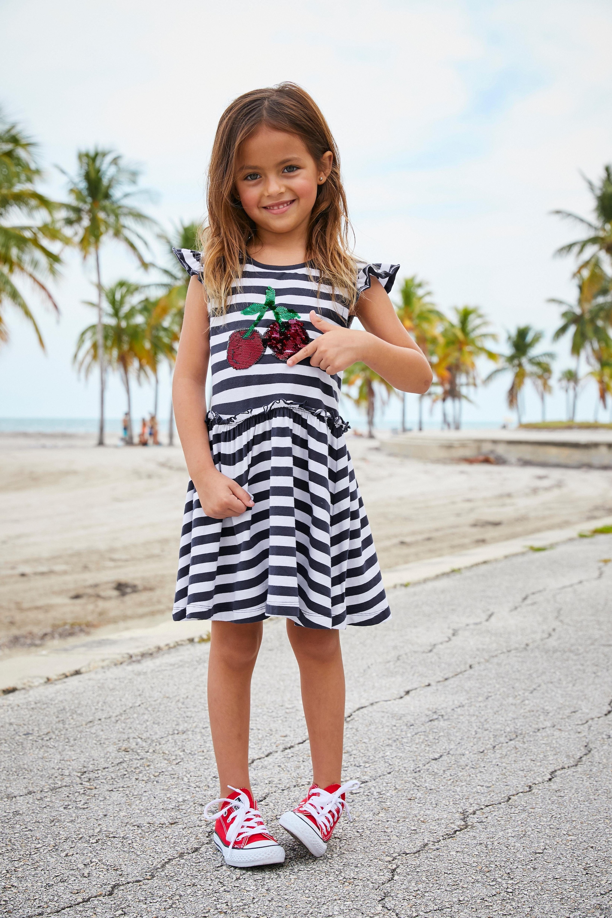 KIDSWORLD Jerseykleid »für kleine Mädchen«, mit Wendepailletten