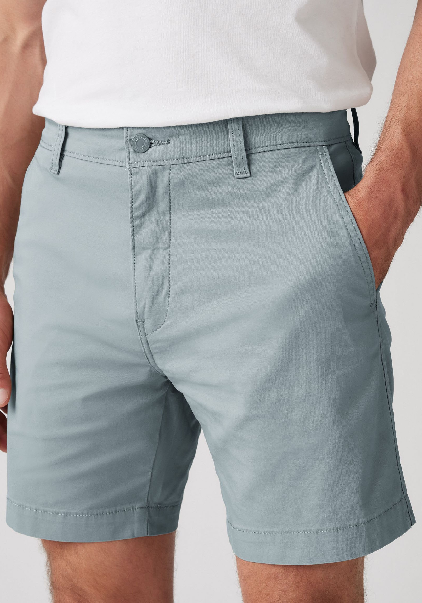 Levi's® Chinoshorts »XX CHINO SHORT II«, mit Logobadge