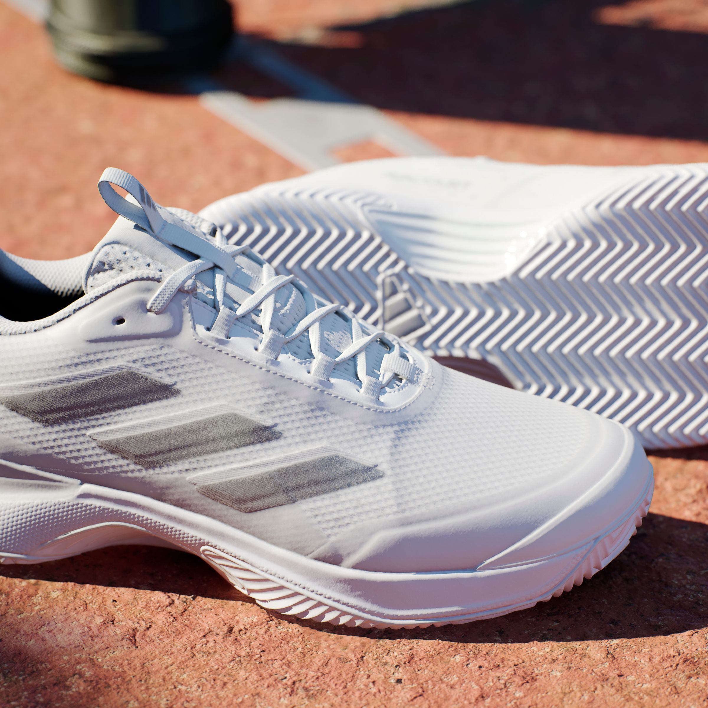 adidas Performance Tennisschuh »AVACOURT 2 CLAY«