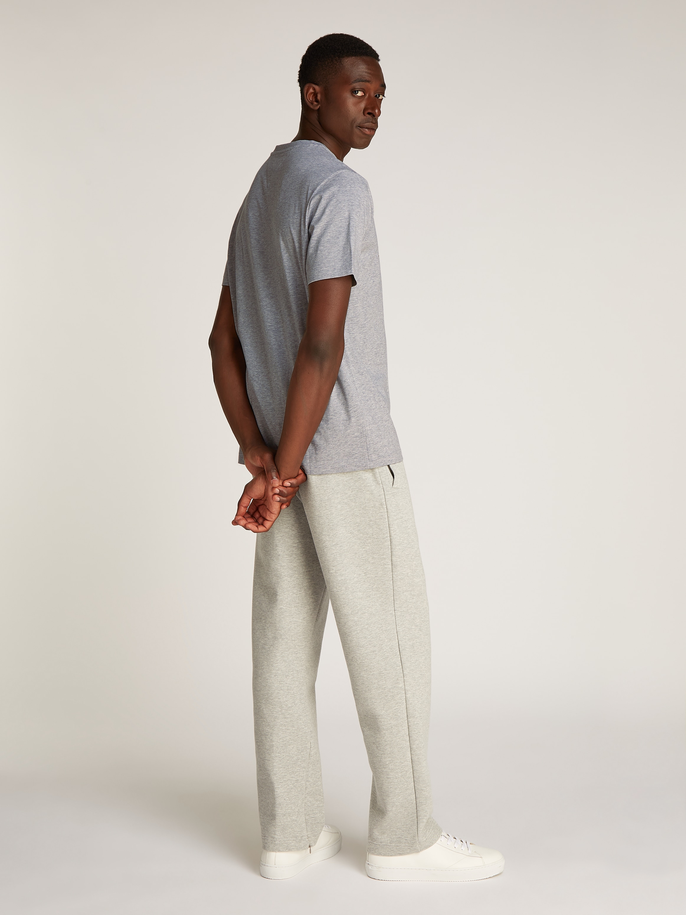 Tommy Hilfiger T-Shirt »HILFIGER CENTER STACK TEE«, mit grossem Schriftprint