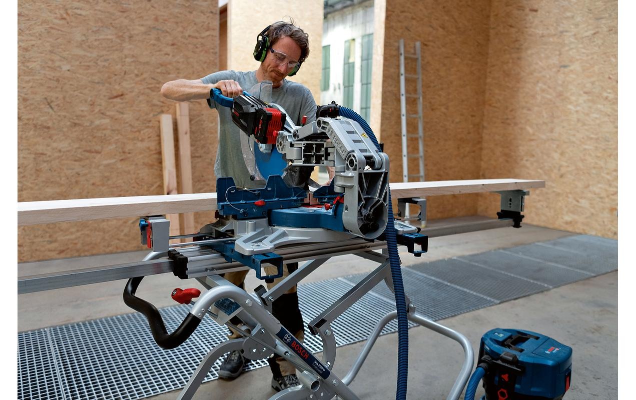 Bosch Professional Kappsäge »Akku-Kappsäge GC«